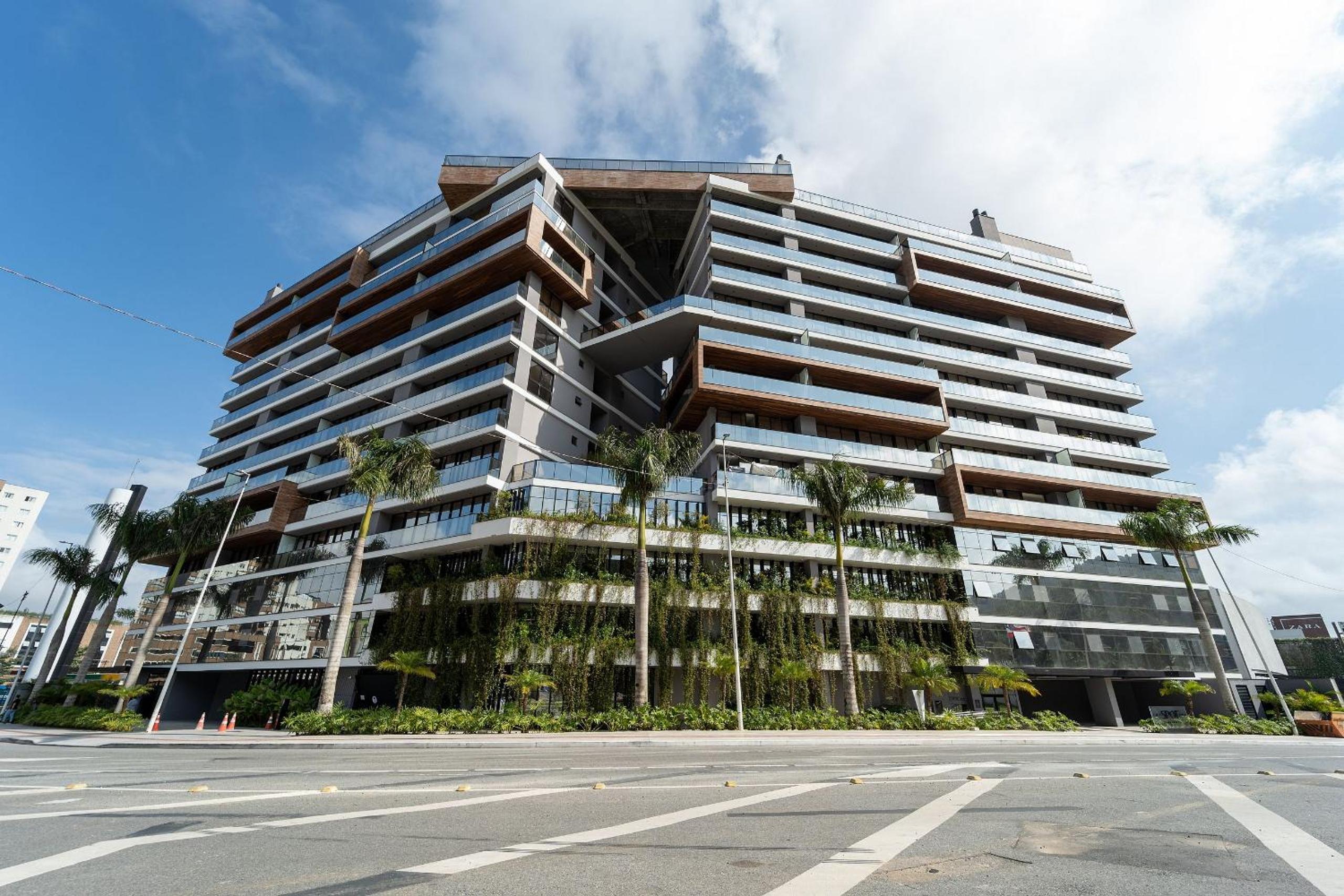 The Spot One By Xtay - Apartamentos de Luxo com acesso exclusivo ao Balneário Shopping