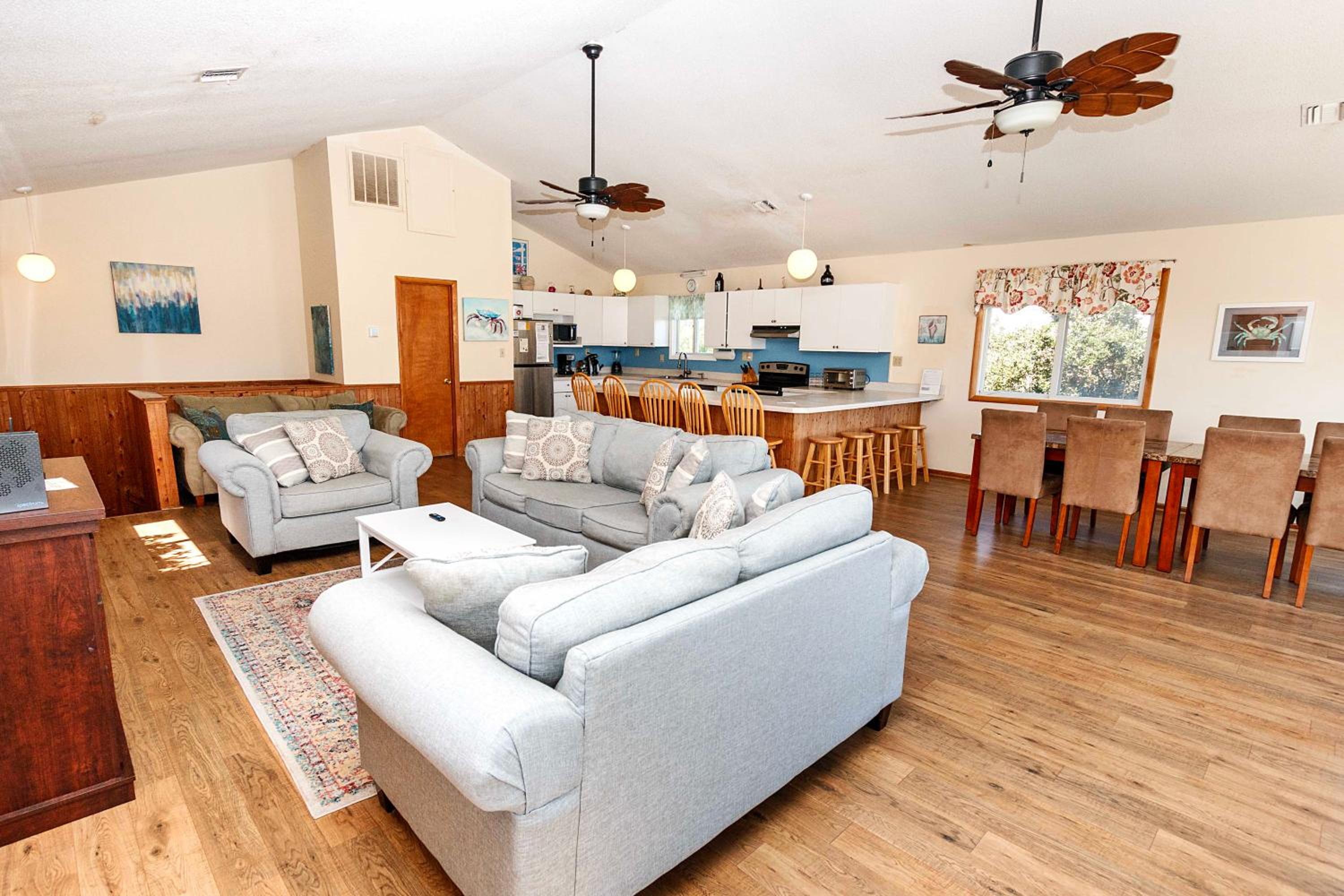 Oceanside, Private Pool, Hot Tub, OS4N, Kaerolla Dawn view 3