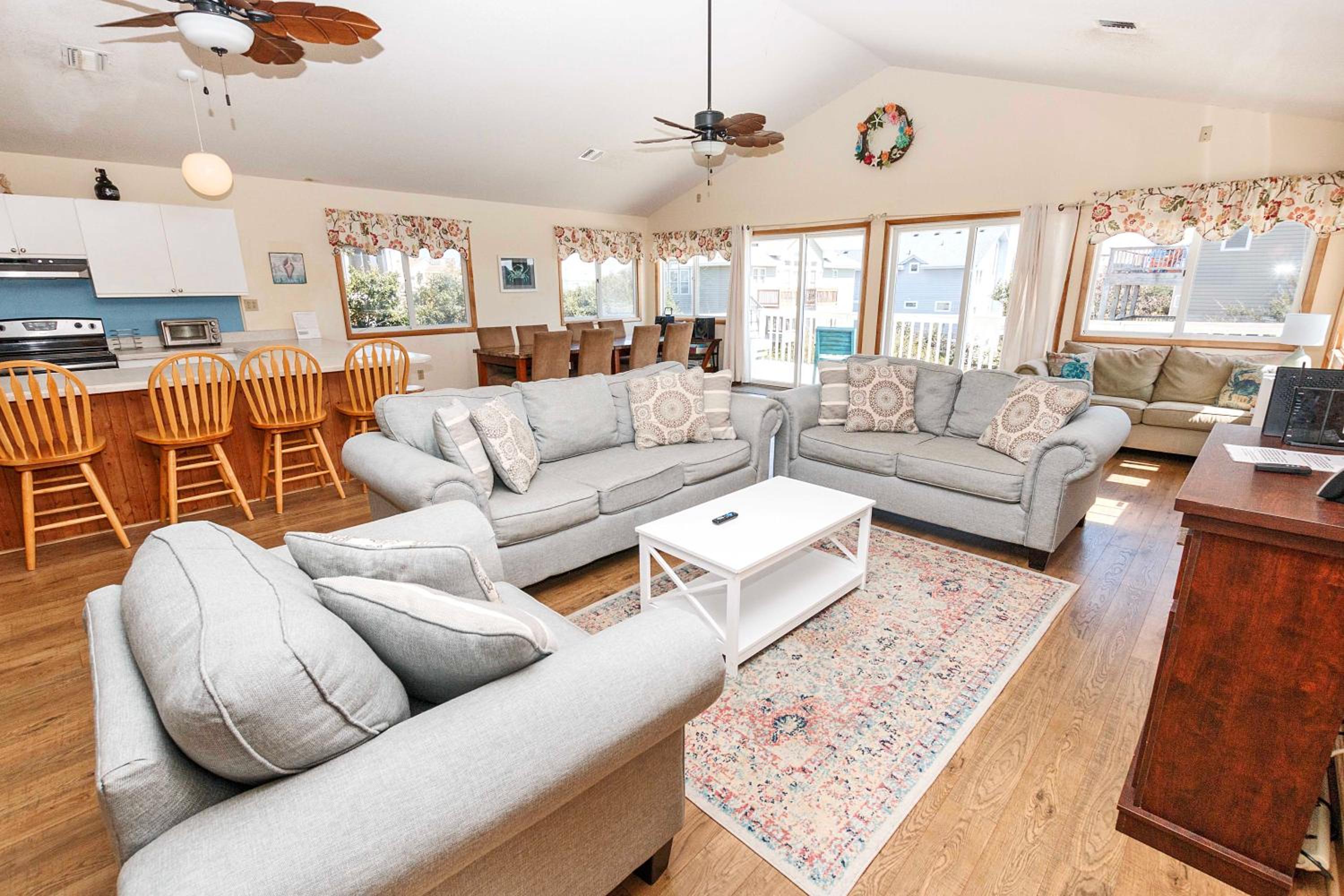 Oceanside, Private Pool, Hot Tub, OS4N, Kaerolla Dawn view 5