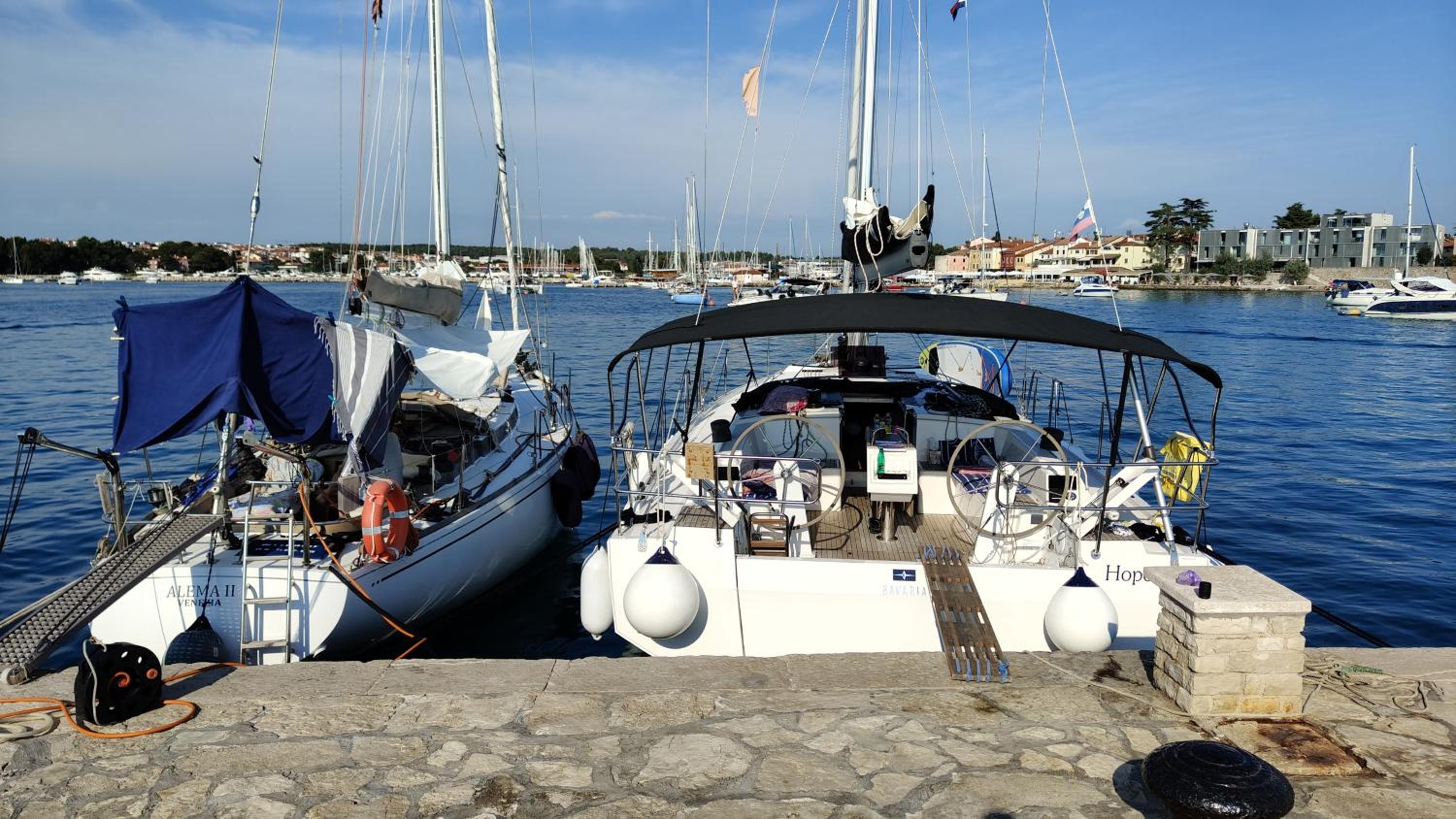 Bavaria C42 view 2