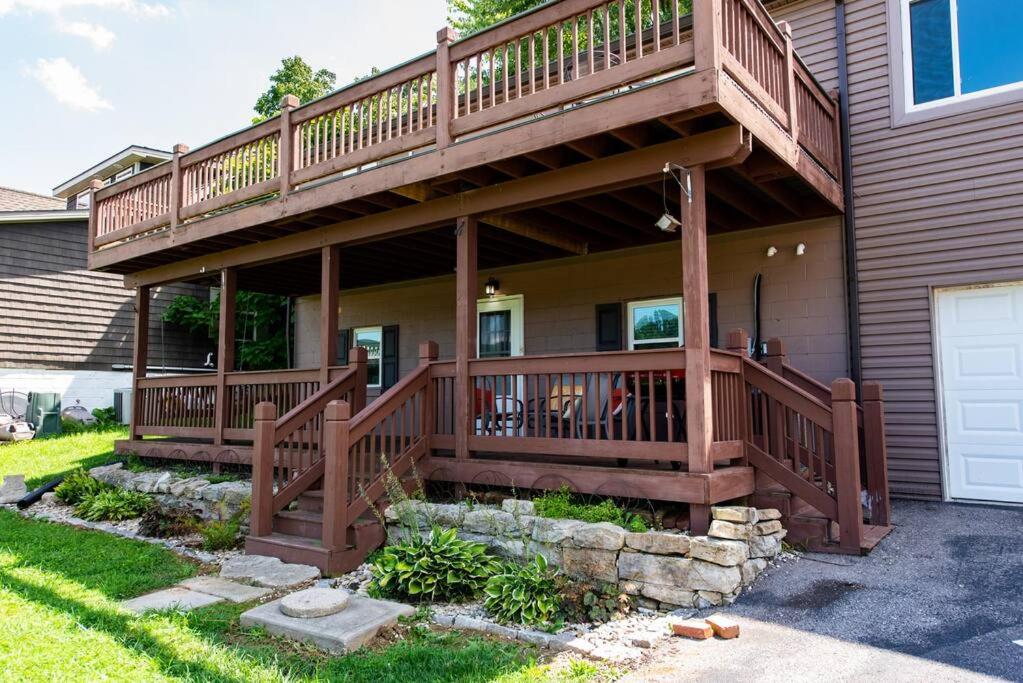 Waterfront Cabin With A View, Large Family Retreat, Pet Friendly view 4