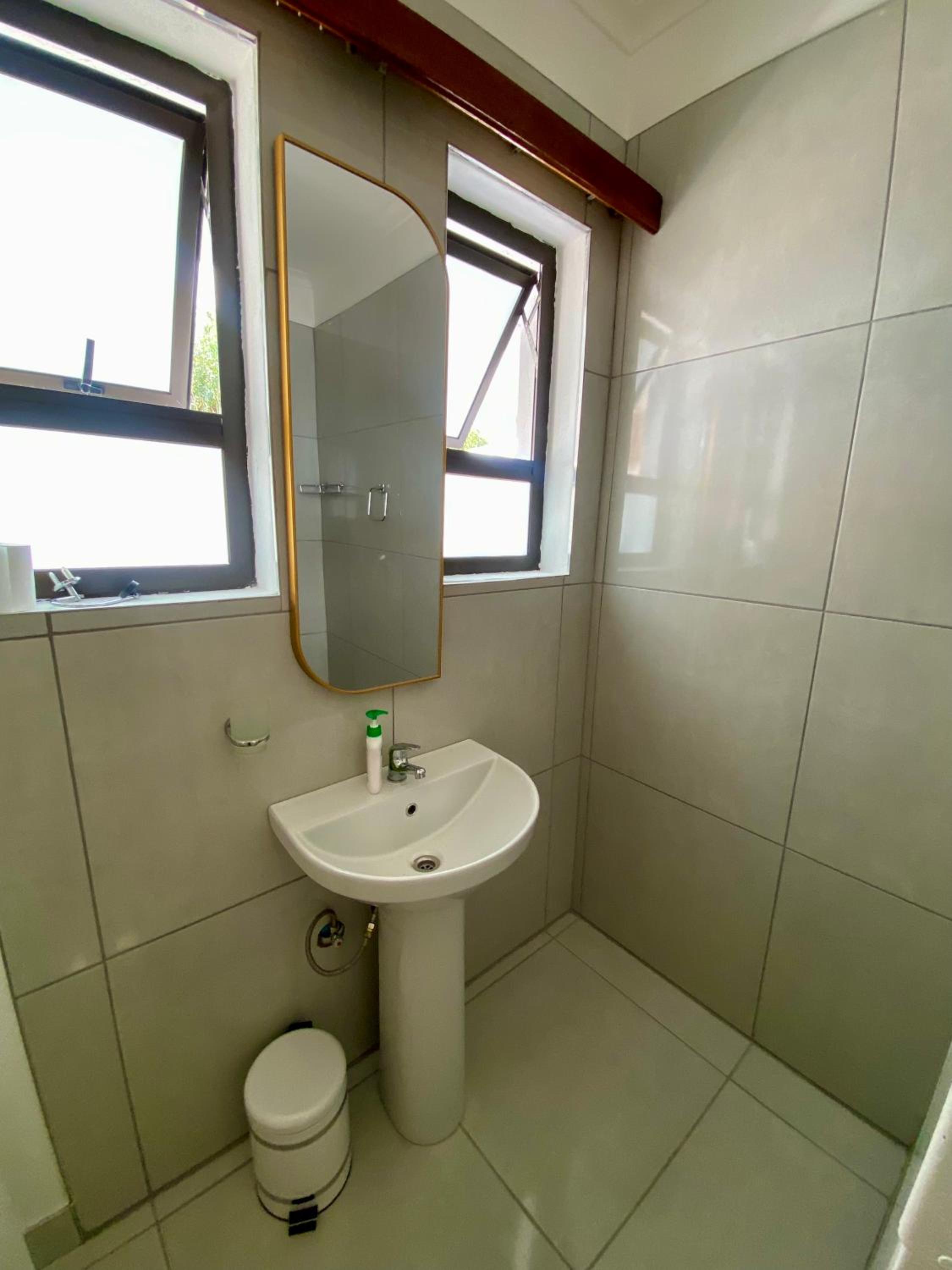 Zahara Cousy Home view 4