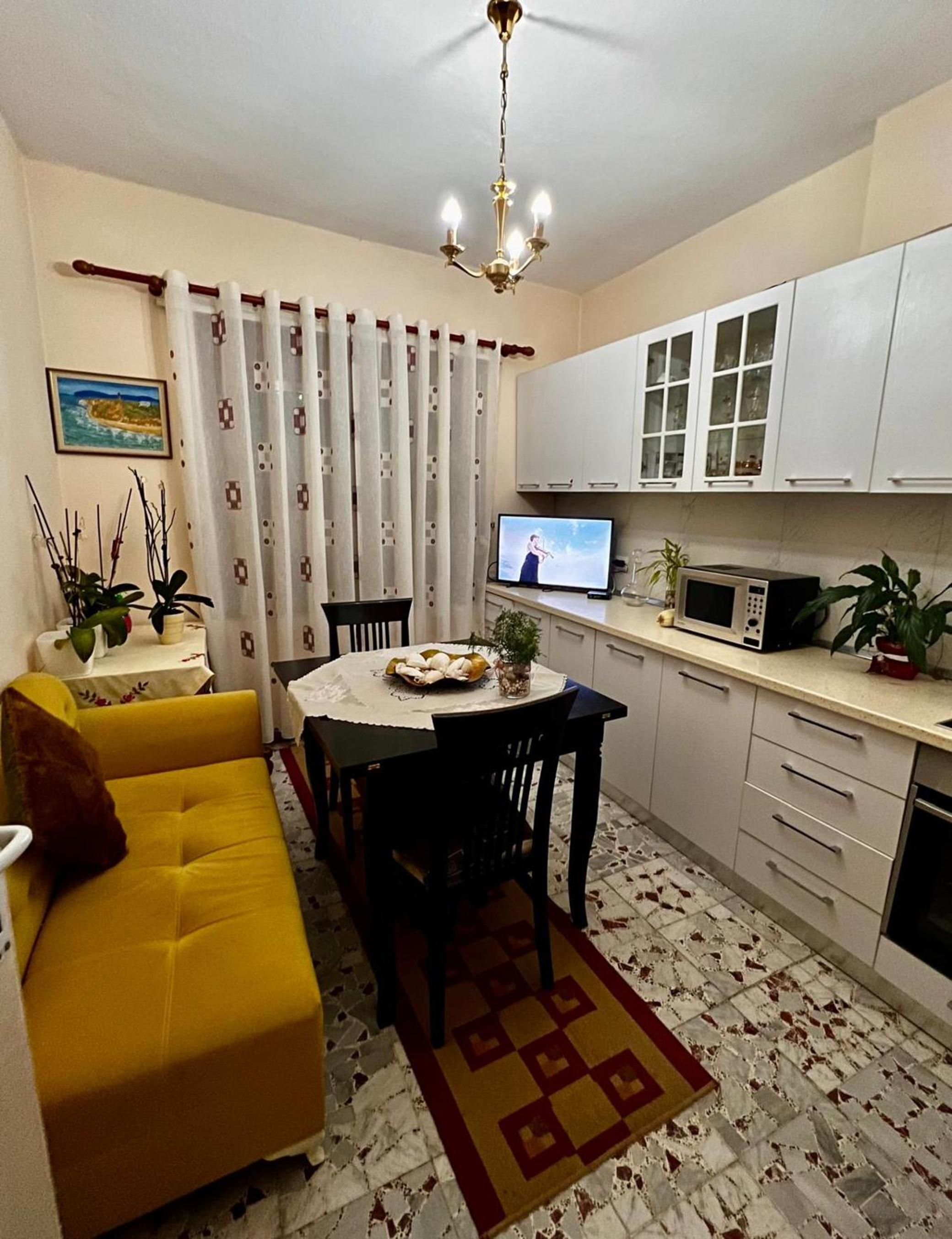 Ela guest house