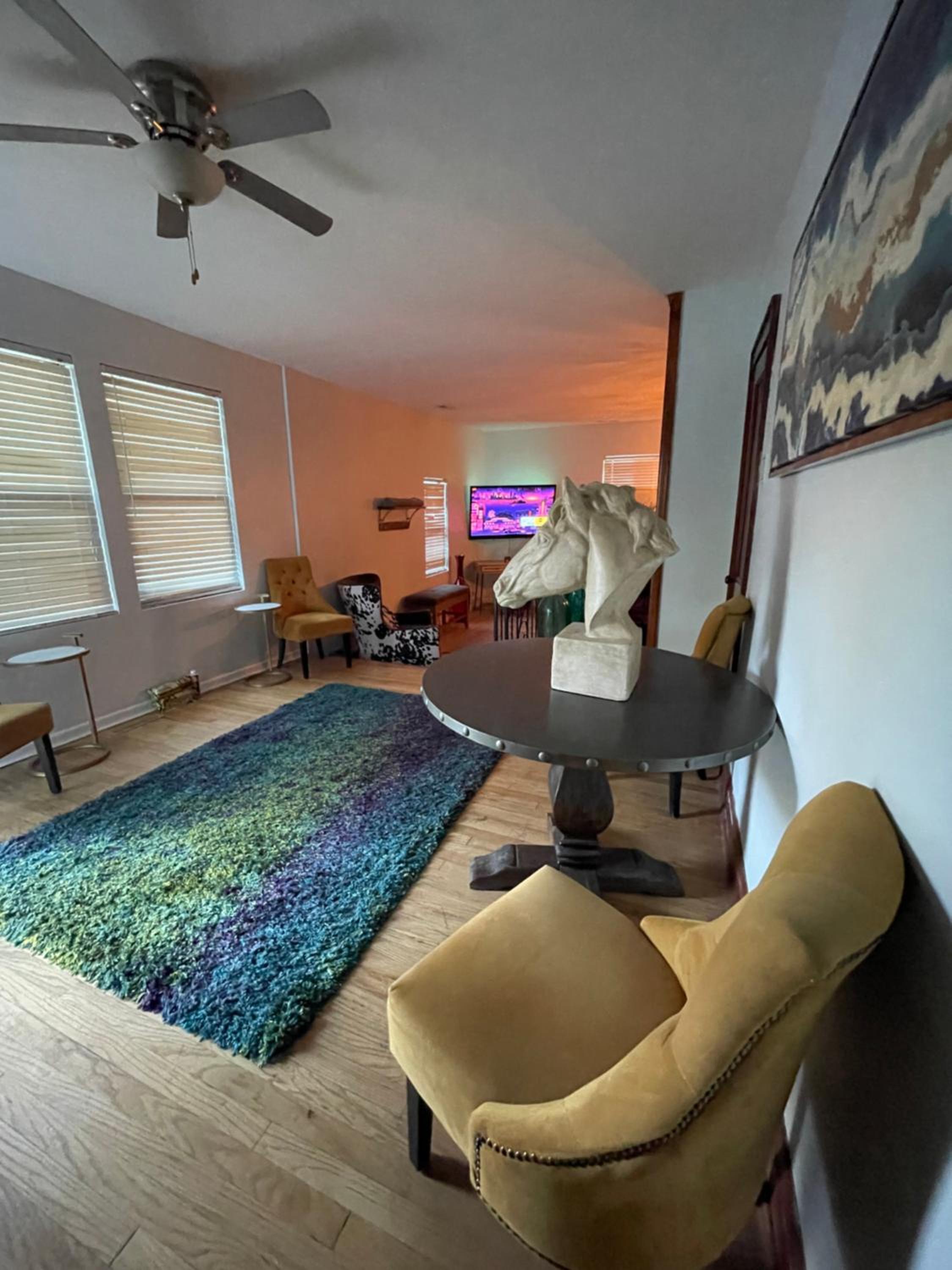 lounge
