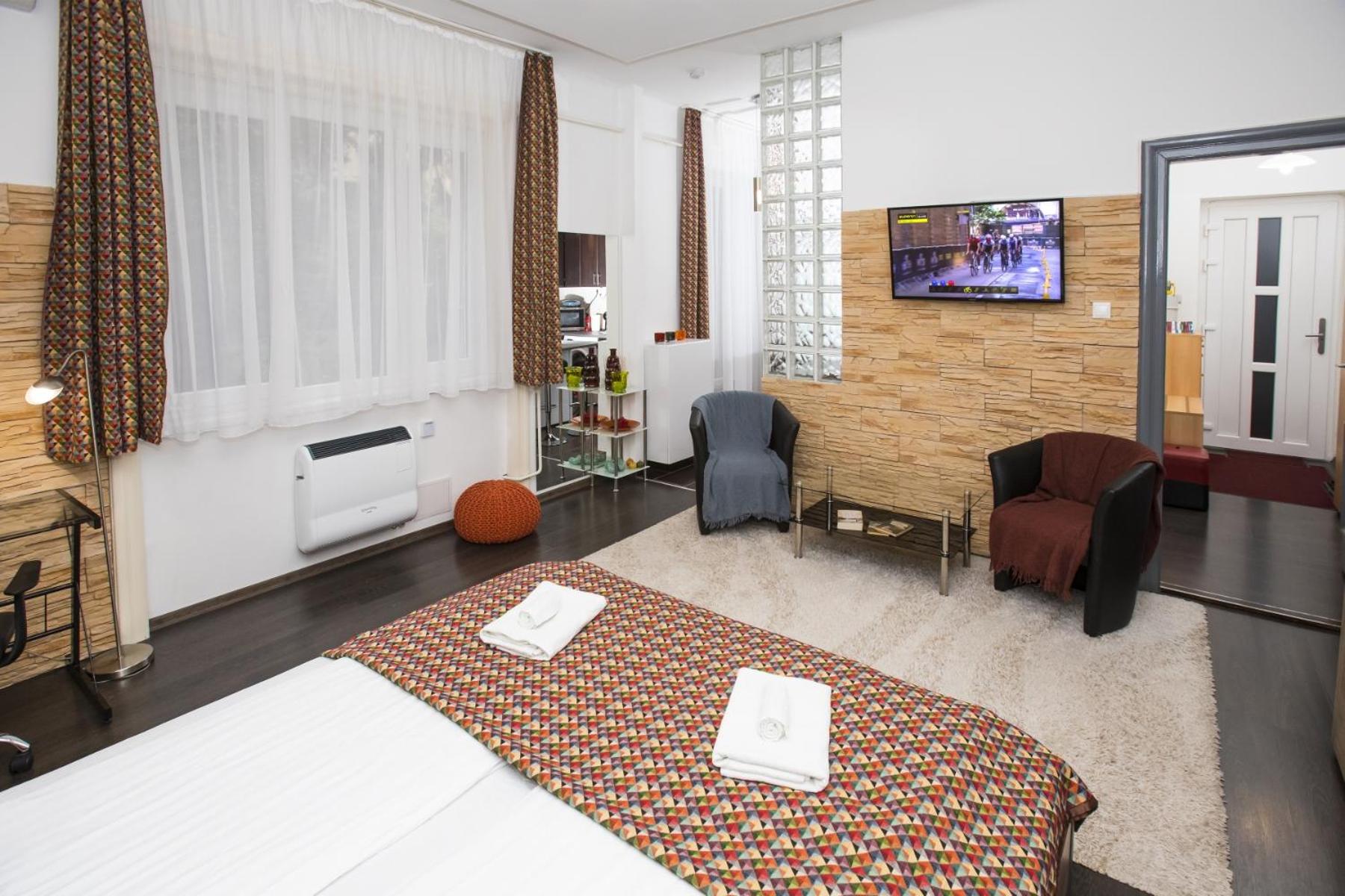 H20 Colors Apartman Budapest view 2