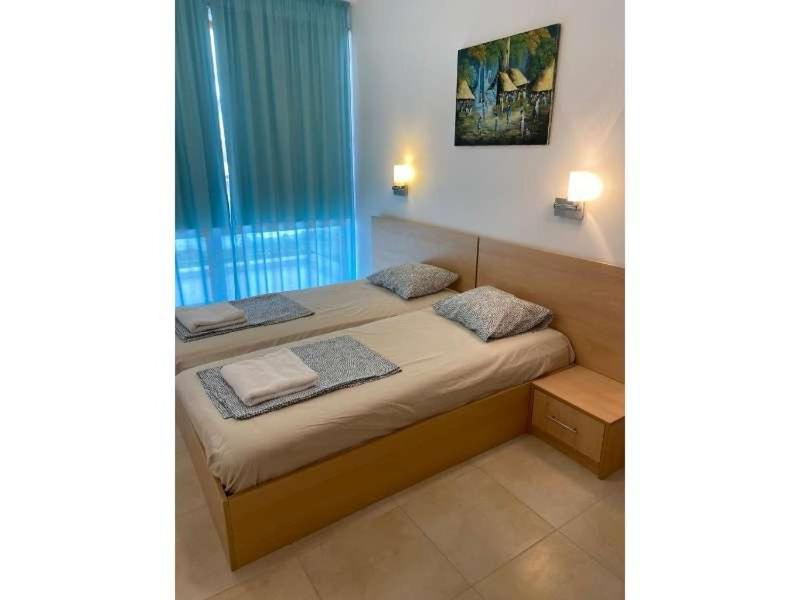 Sunny Villa