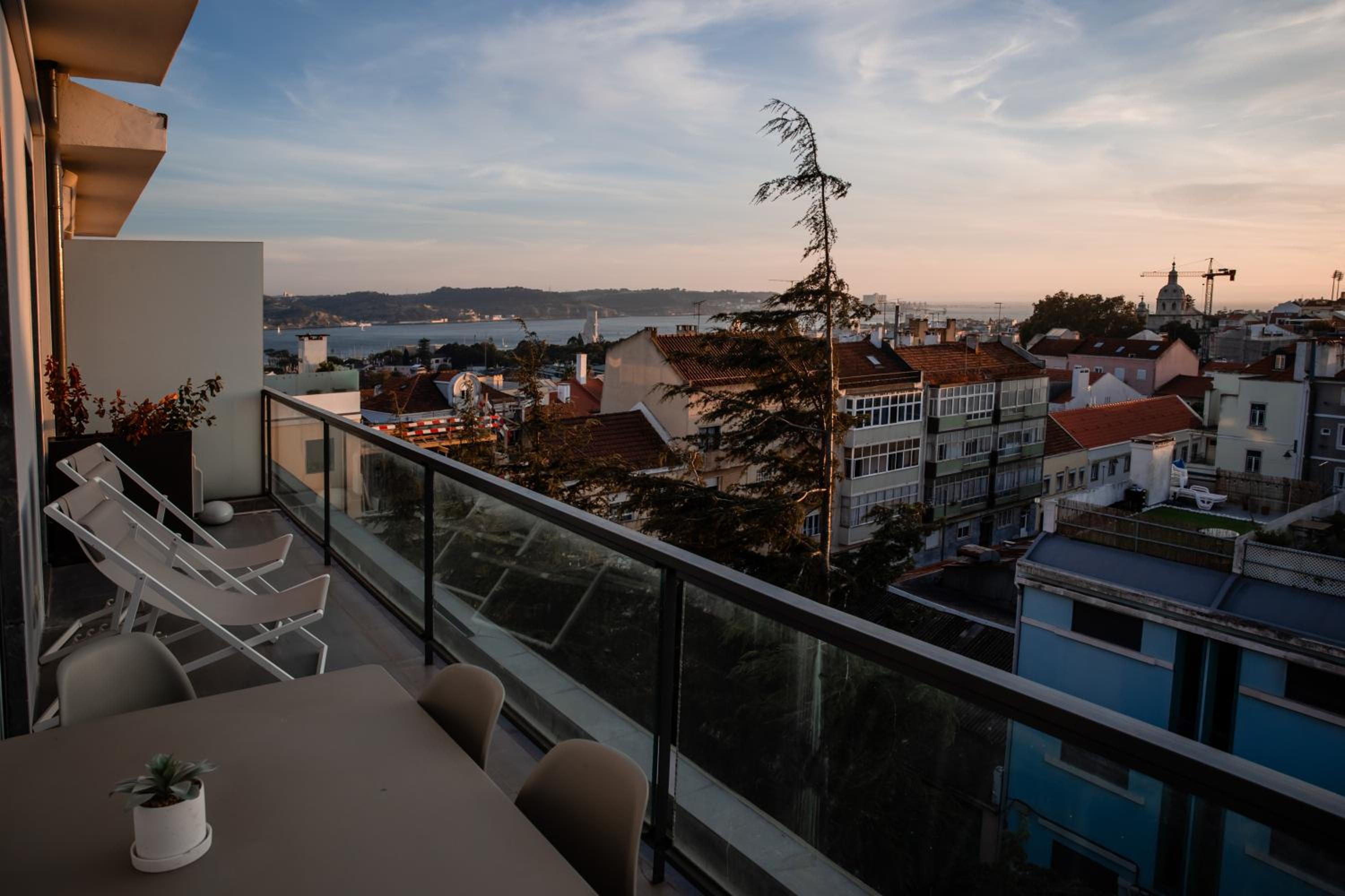 Premium Flat at Ajuda/Belém with Balcony, Parking! view 2