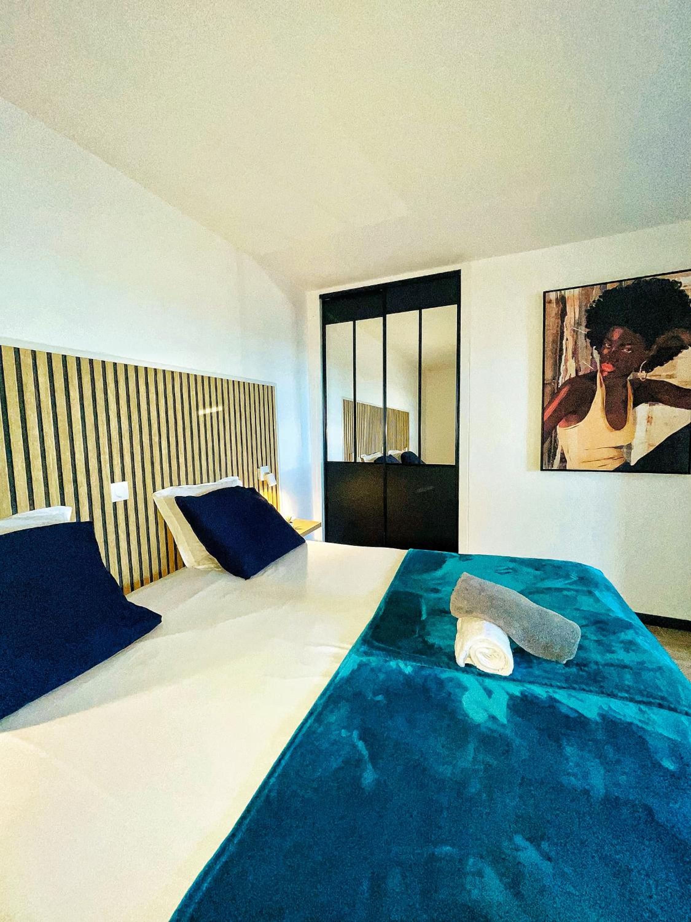 Sweety blue, vue mer view 5