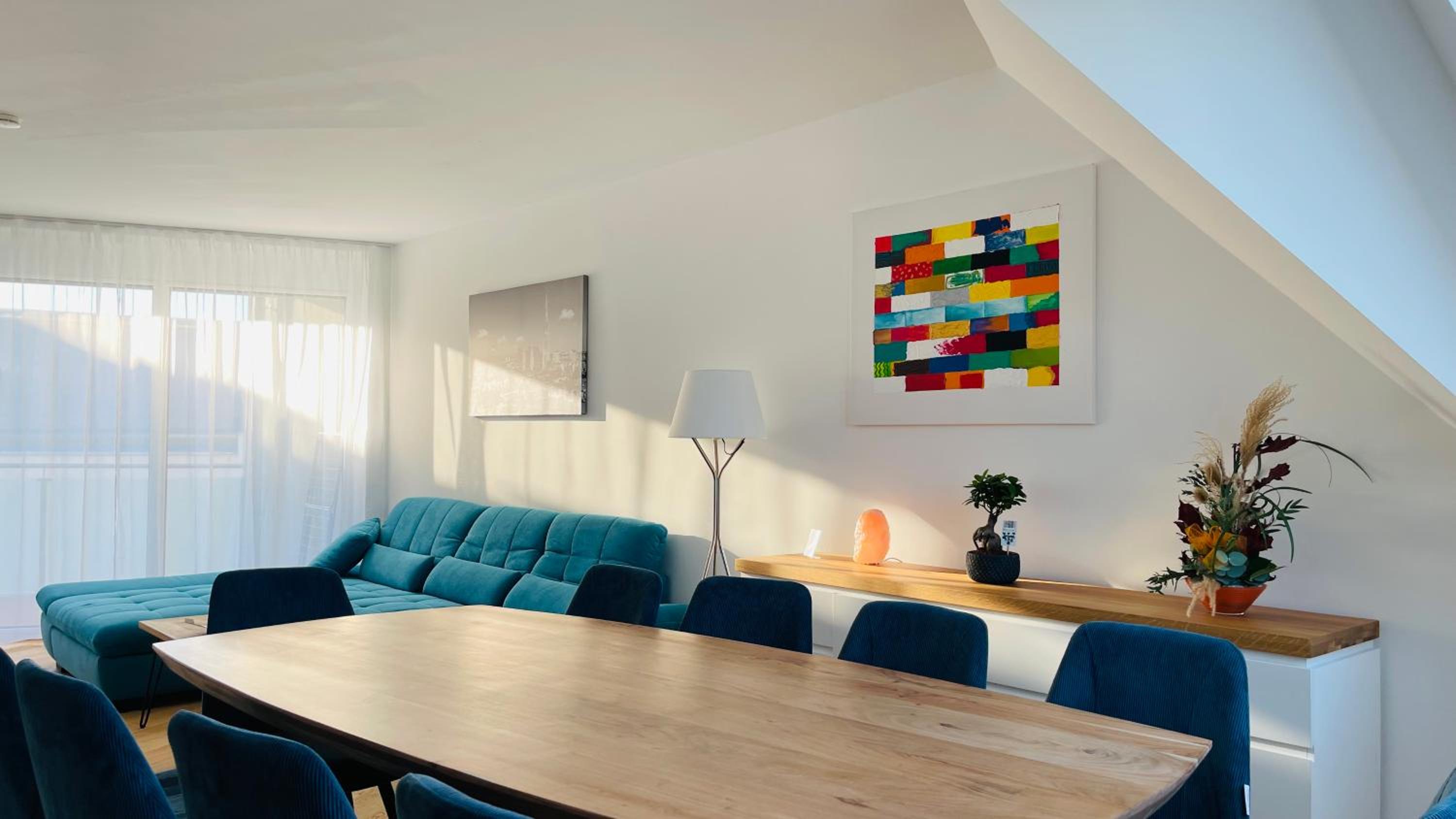 Spacious Penthouse Apartment - 4 rooms for up to 10 guests - contactless check-in