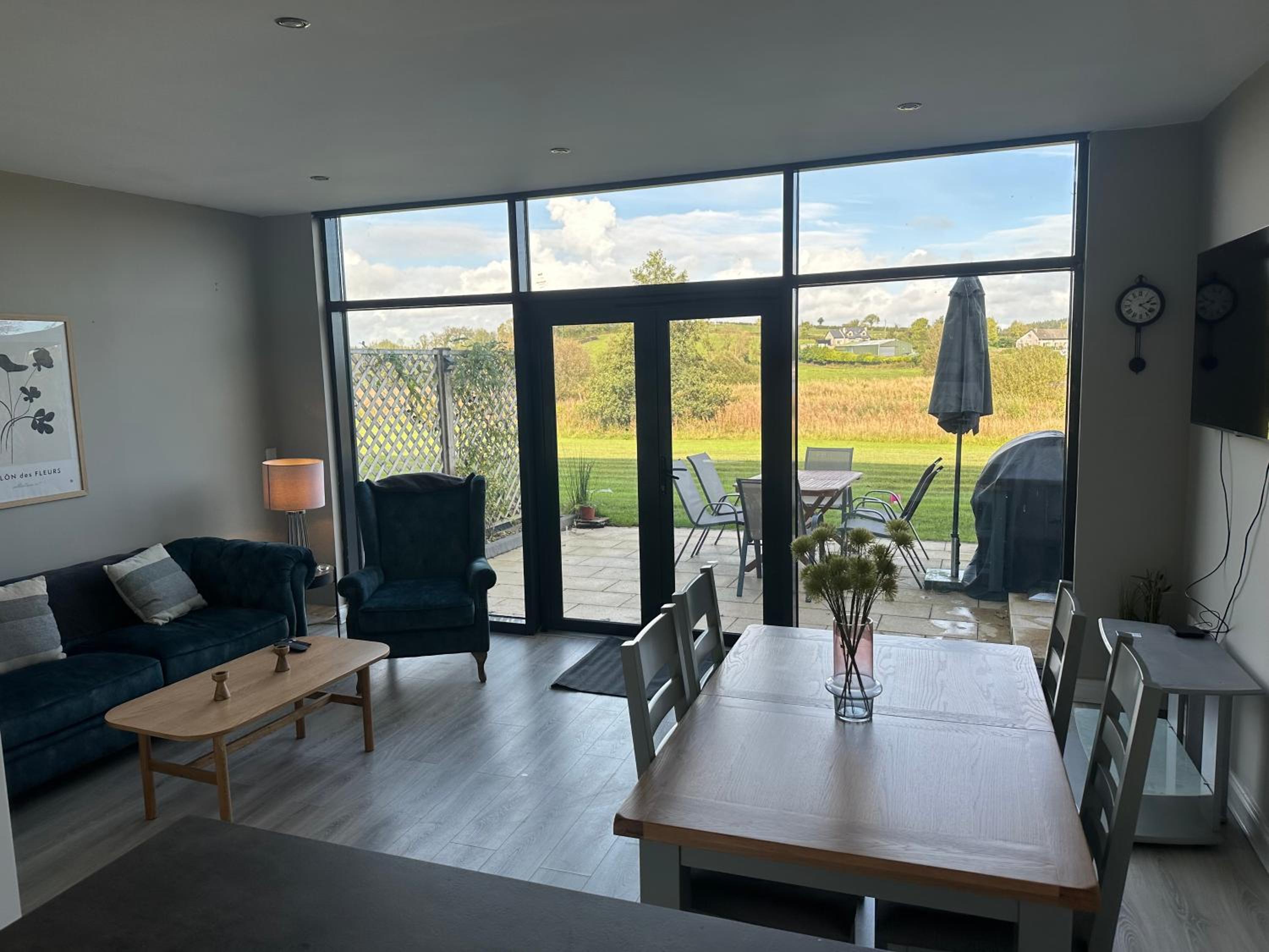 Luxury 3 bed property overlooking River Erne Marina