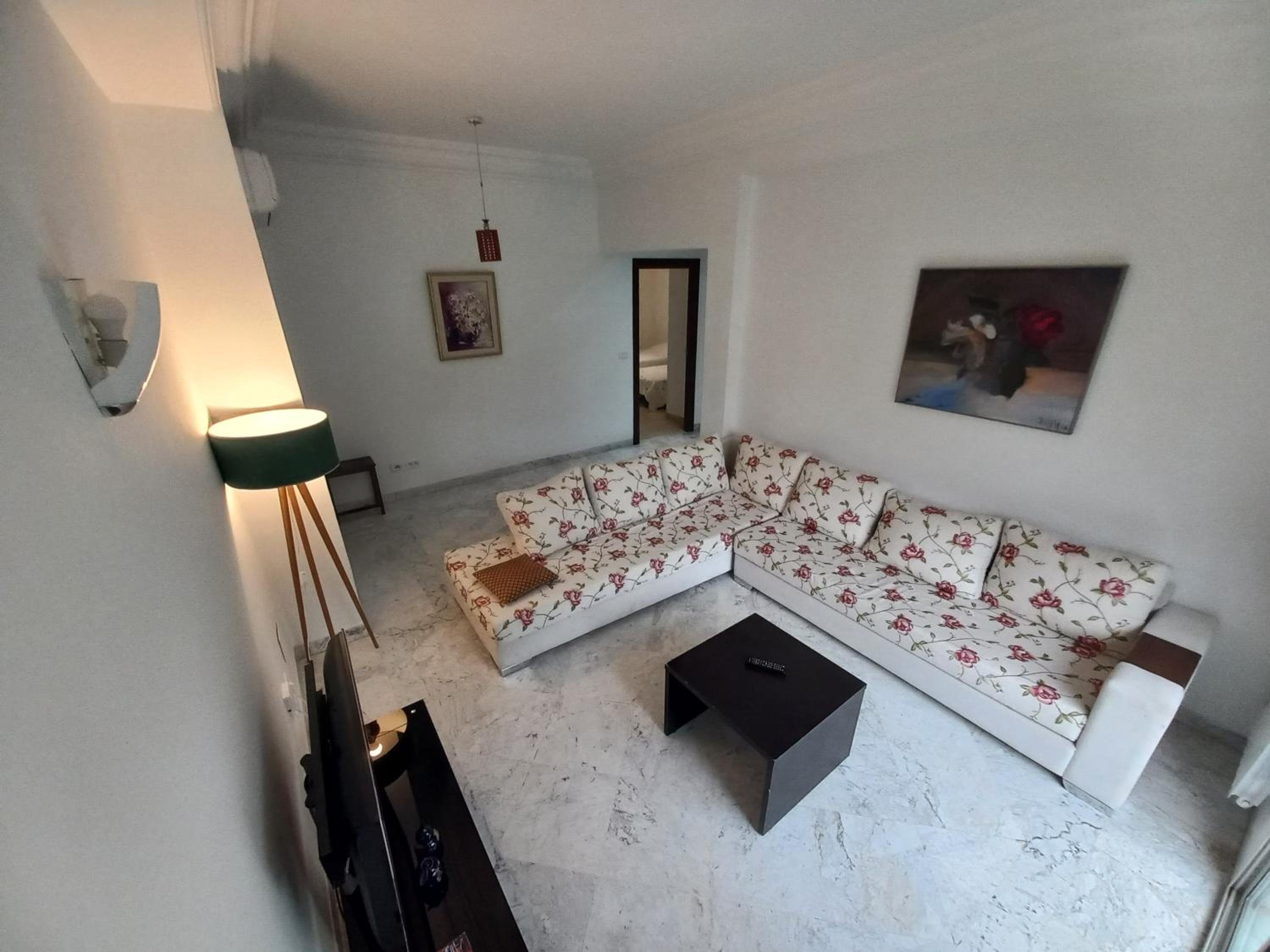 Good inn Lac 2 view 3