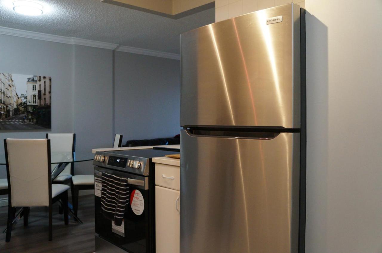 Elegant 2-Bedroom Corporate Housing in Downtown Calgary for Prime Stays