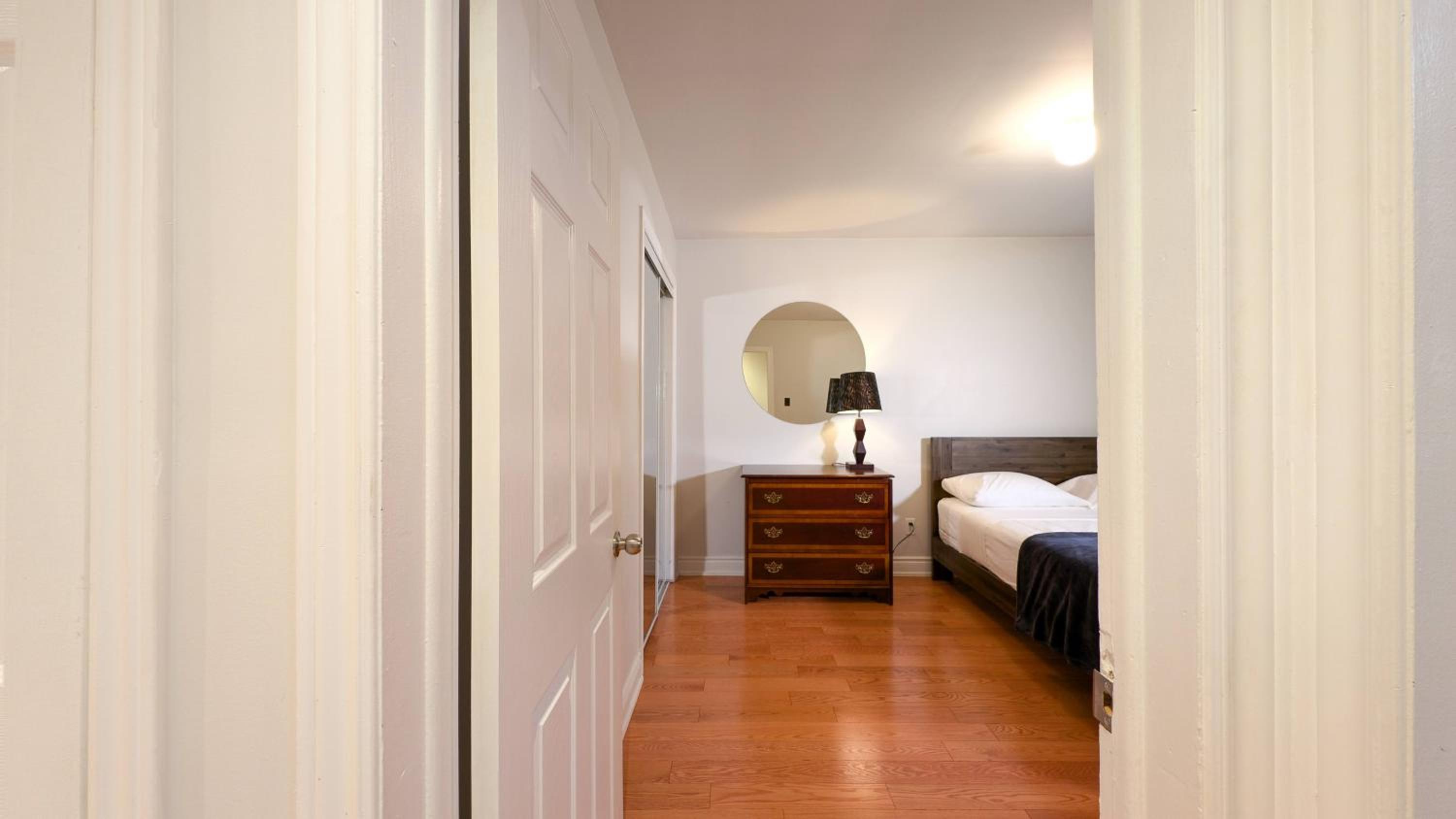 Bright cozy home in Scarborough, Toronto!