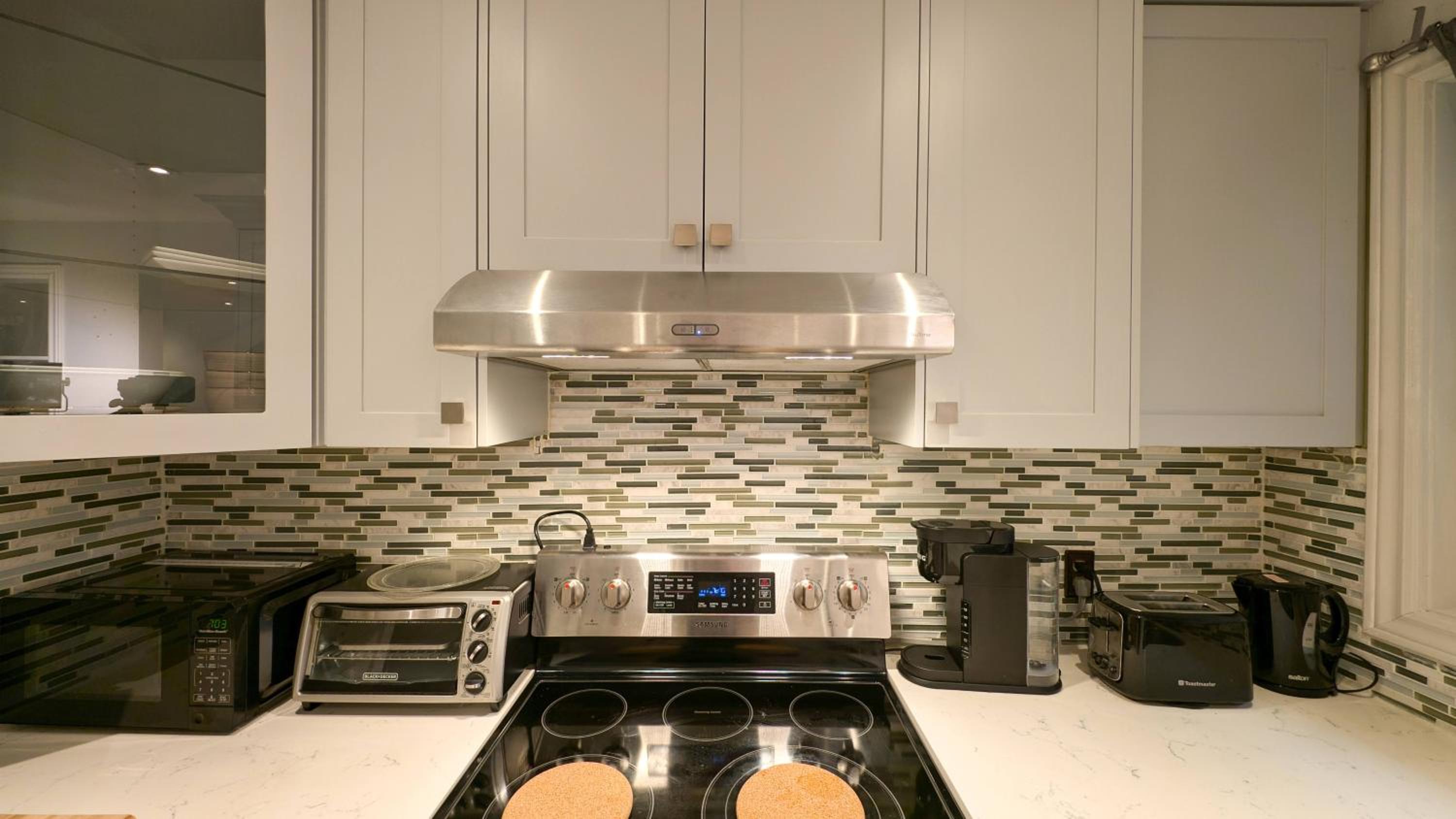 Bright cozy home in Scarborough, Toronto!
