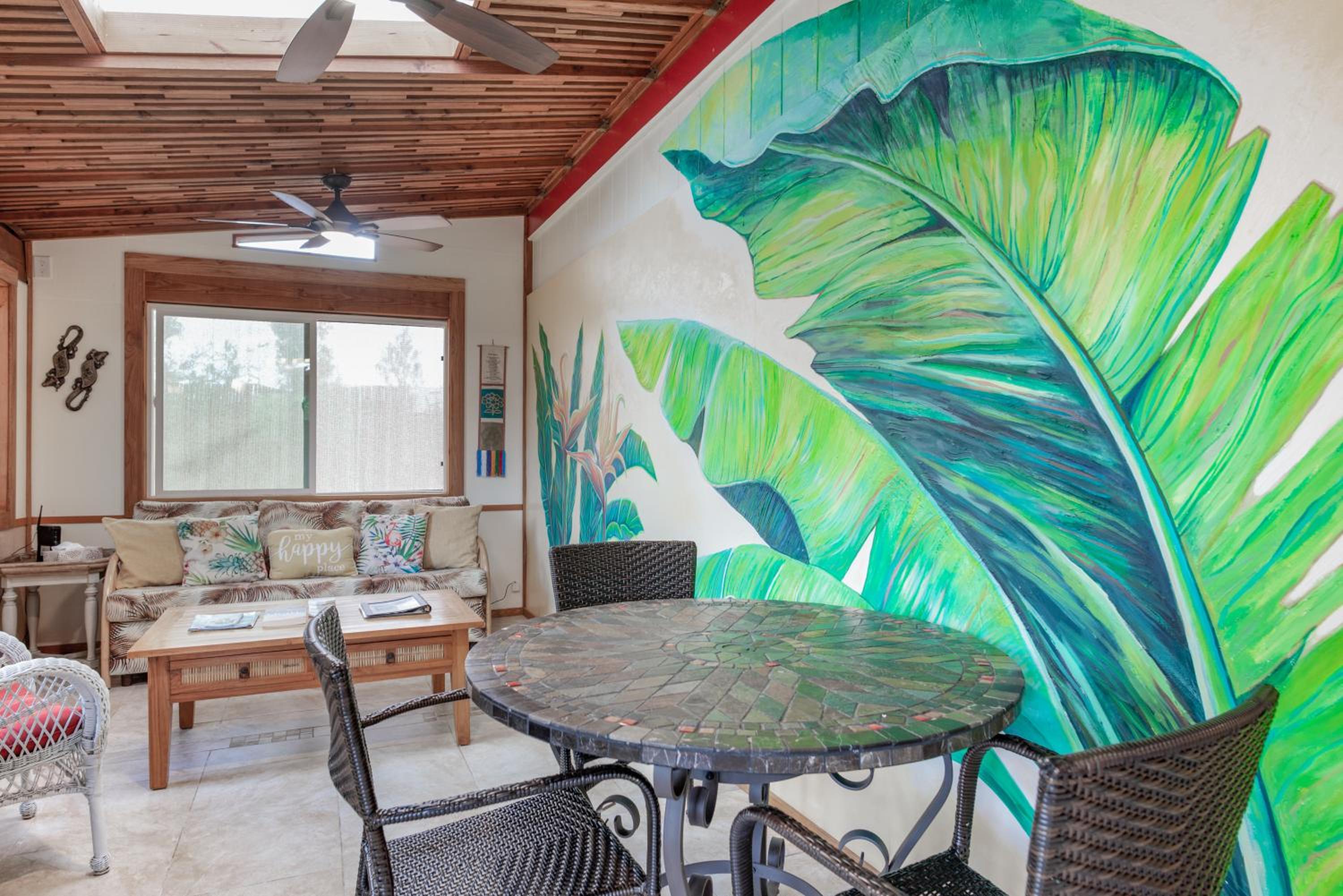 Pahoa Paradise Palms