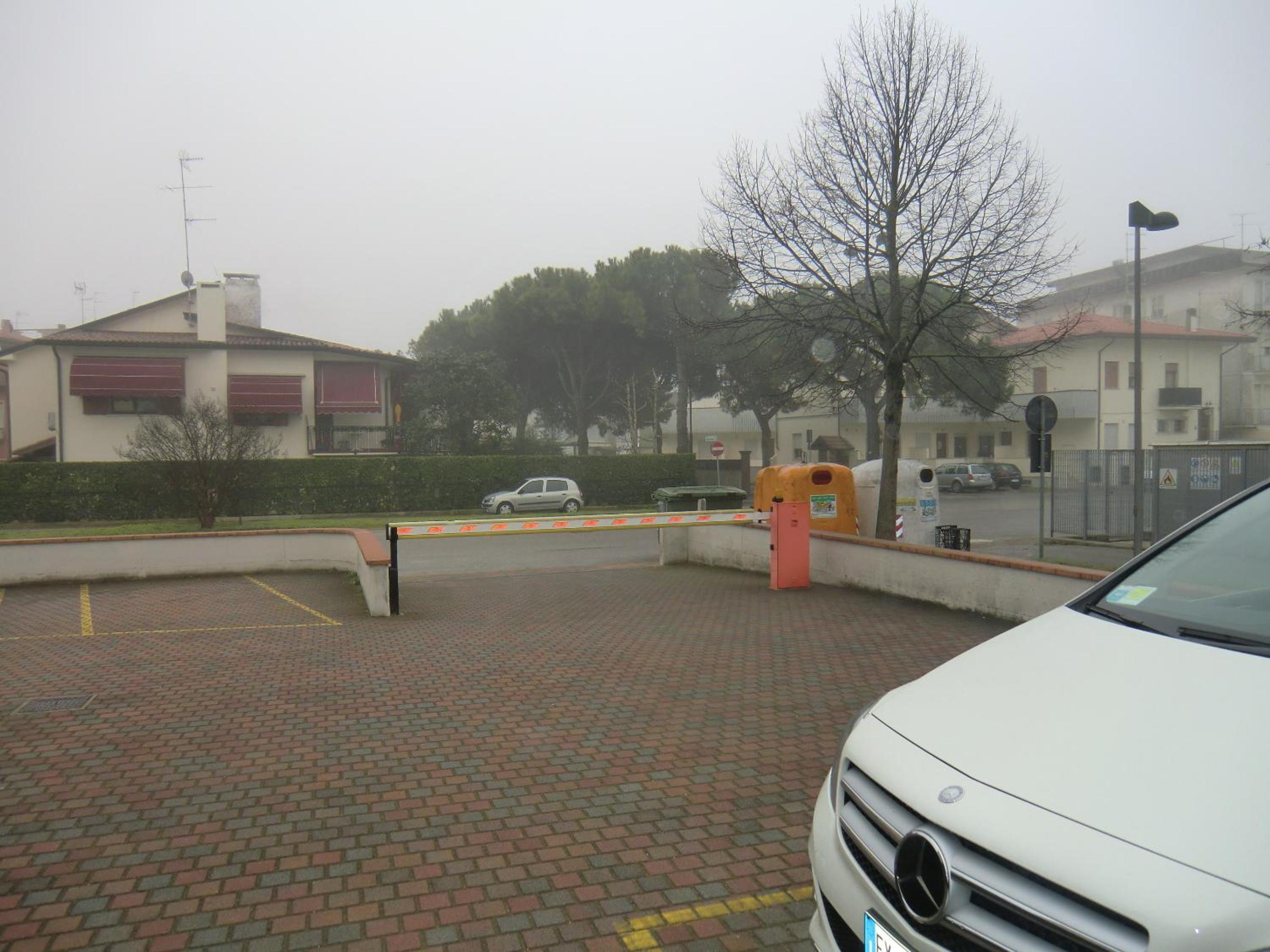 Photo 37