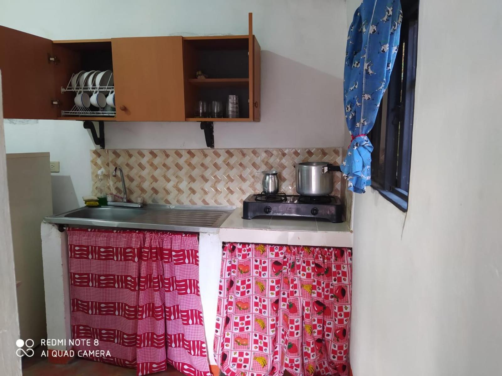 pequeña casa en finca cafetera