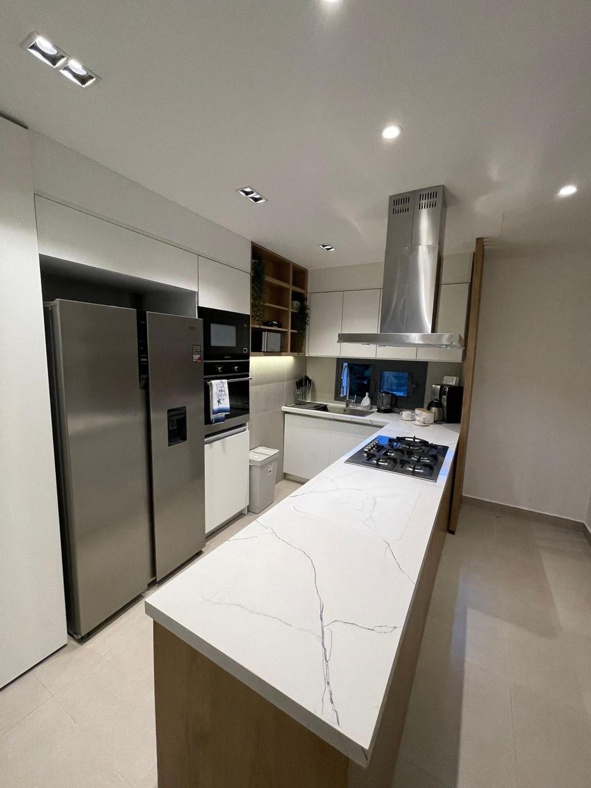 Lujoso, Comodo Penthouse Cerca Playa y Restaurants