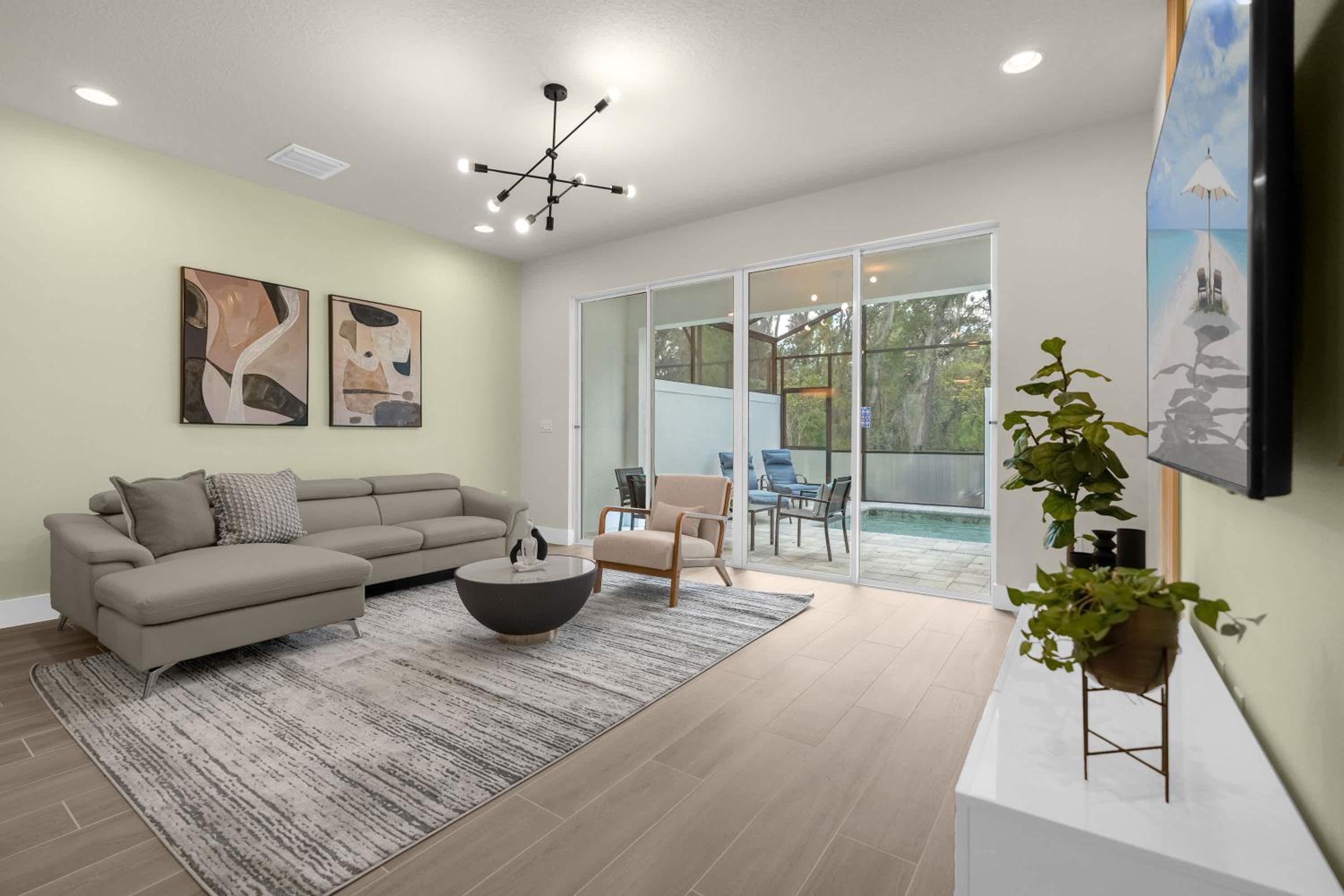 Upstay - Townhouse with Private Pool and Foosball