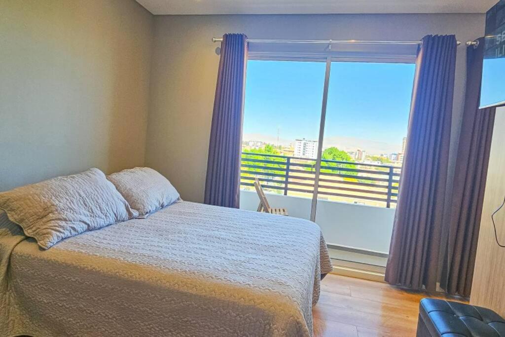Apto con maravillosa vista, zona tranquila, segura