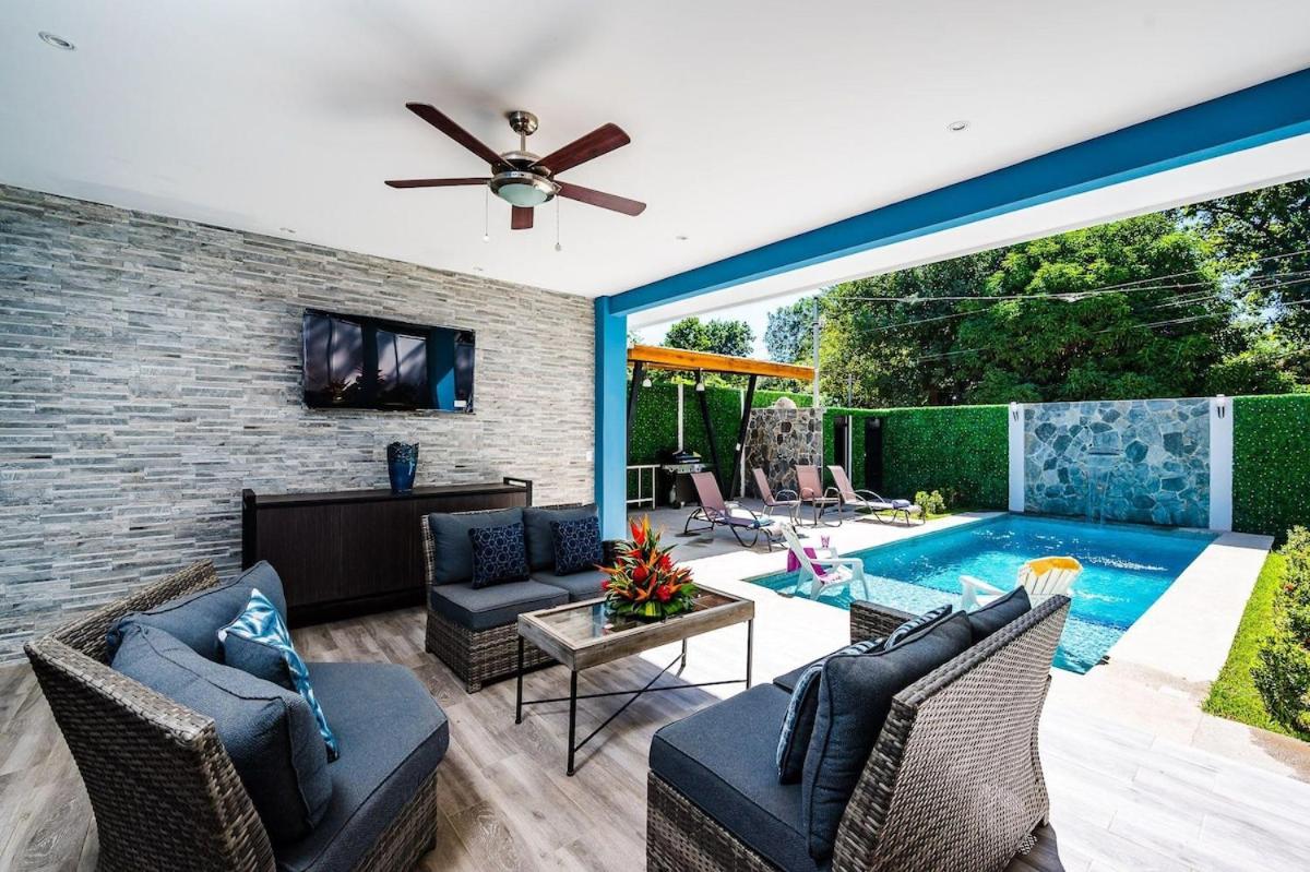 Private Pool Villa, 5min Walk to Beach & Dining