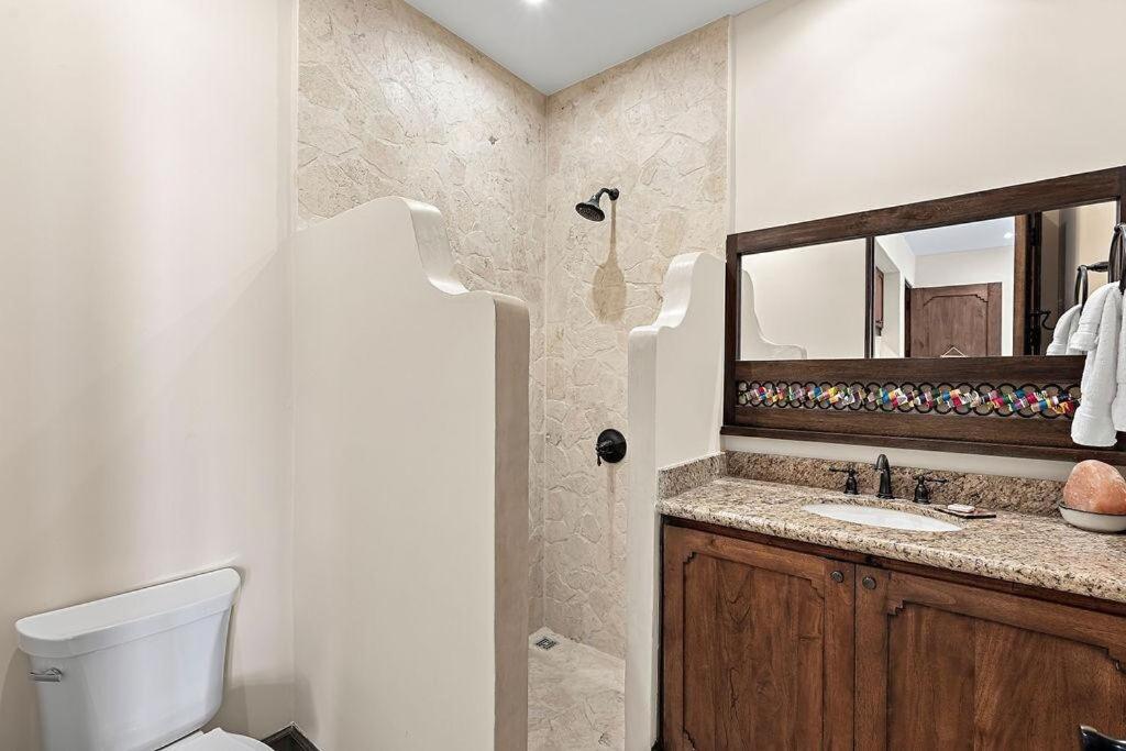 Las Catalinas 2 BD Steps to Beach