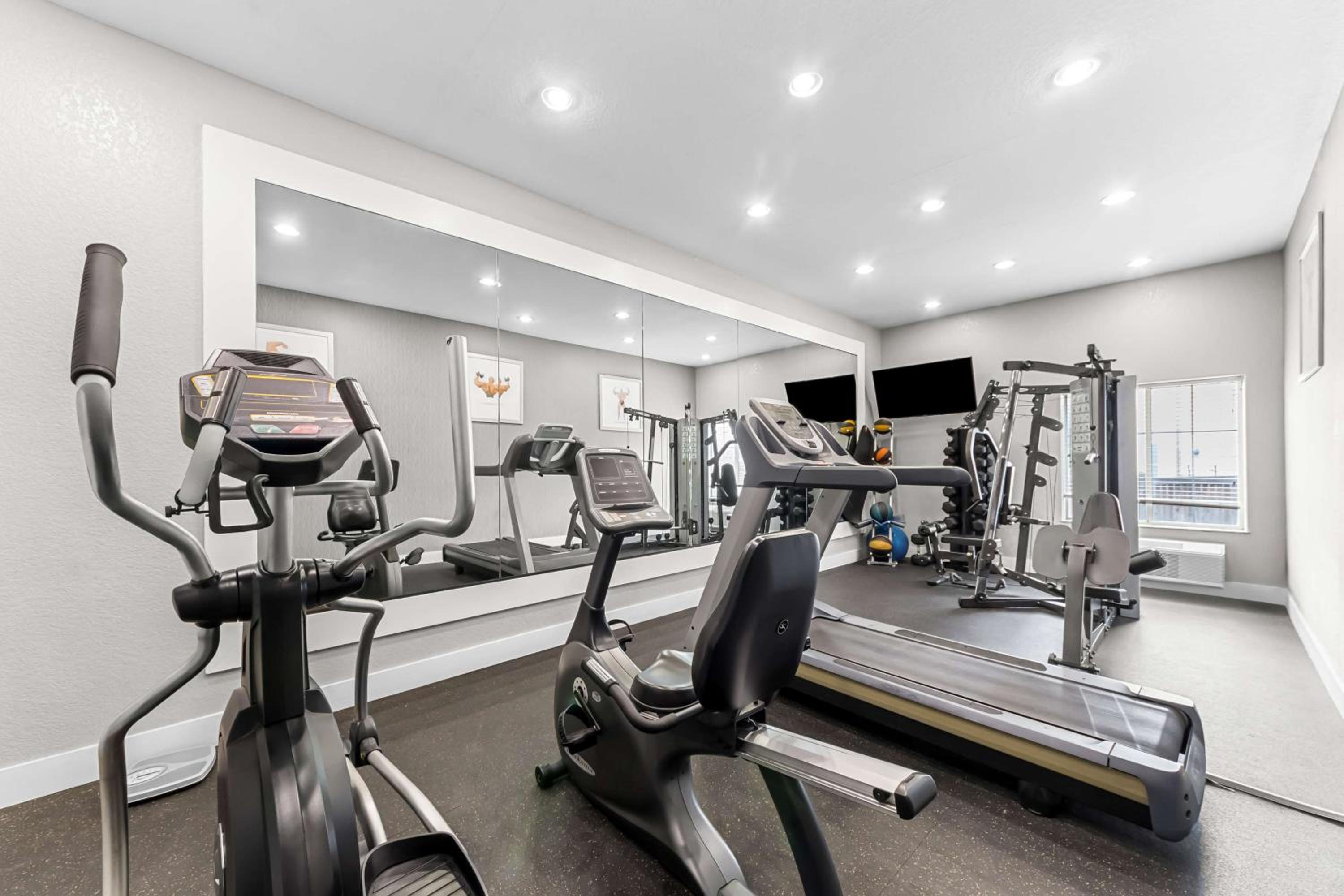 Best Western Boerne Inn  Suites - Property Image 23
