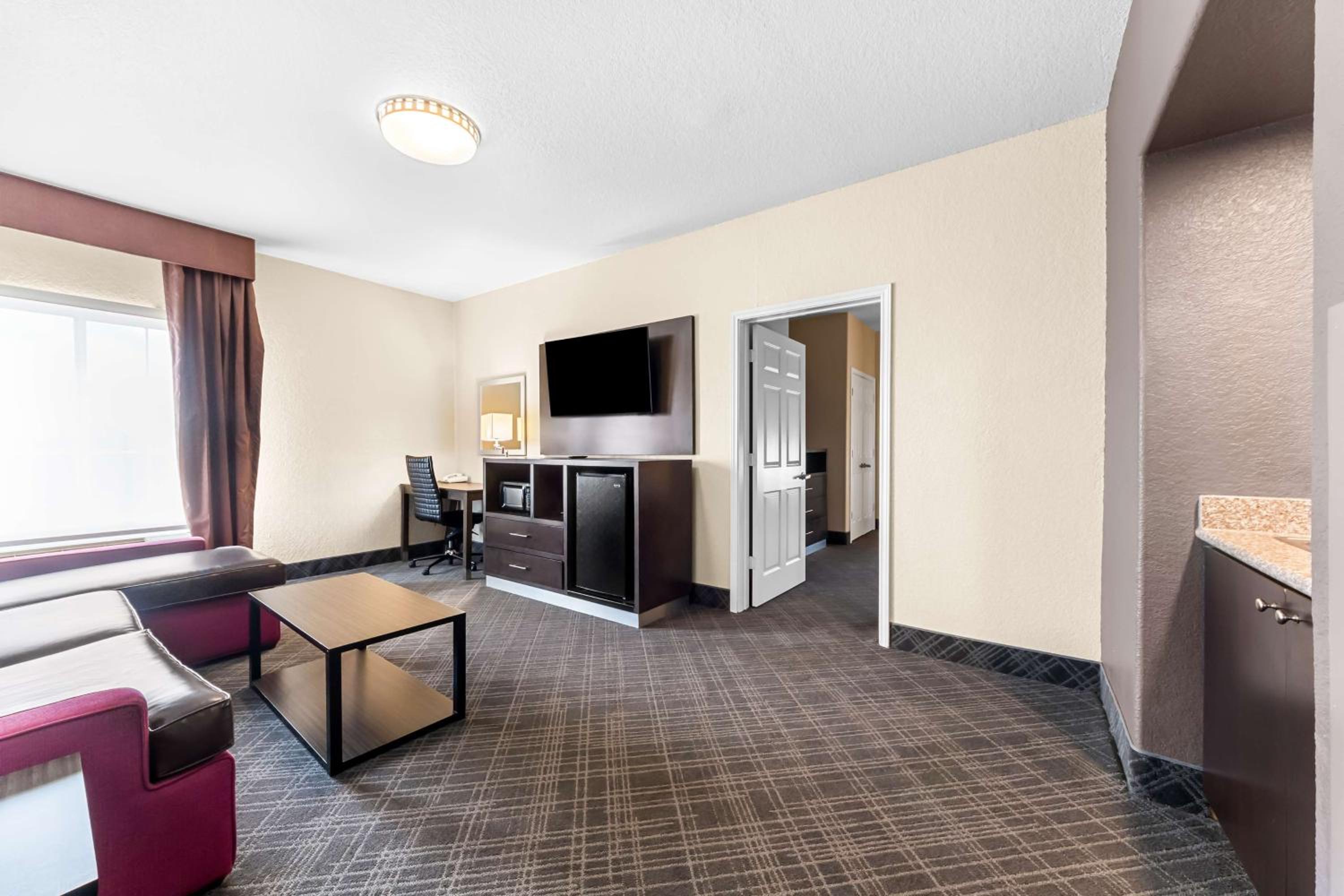 Best Western Boerne Inn  Suites - Property Image 12