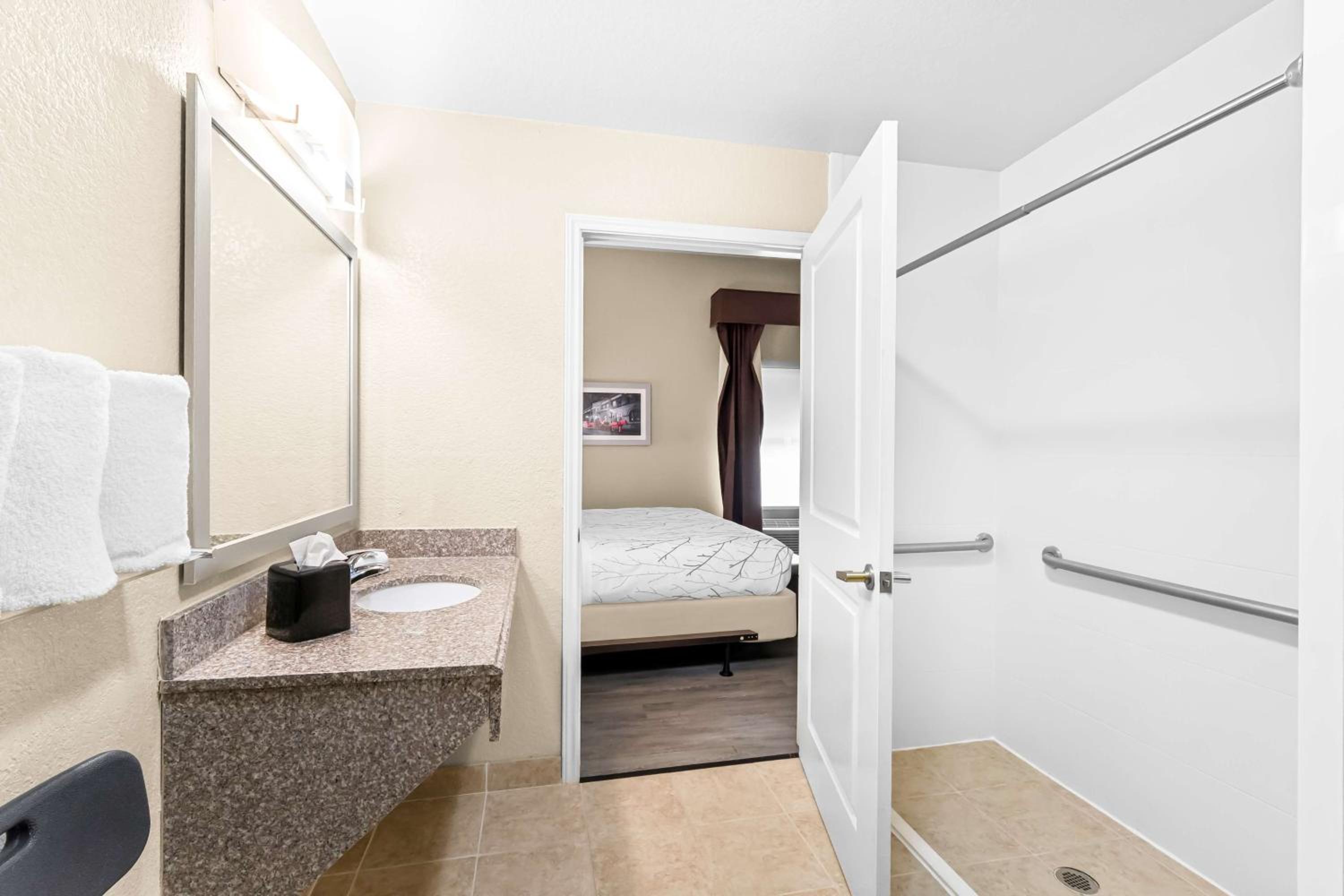 Best Western Boerne Inn  Suites - Property Image 4