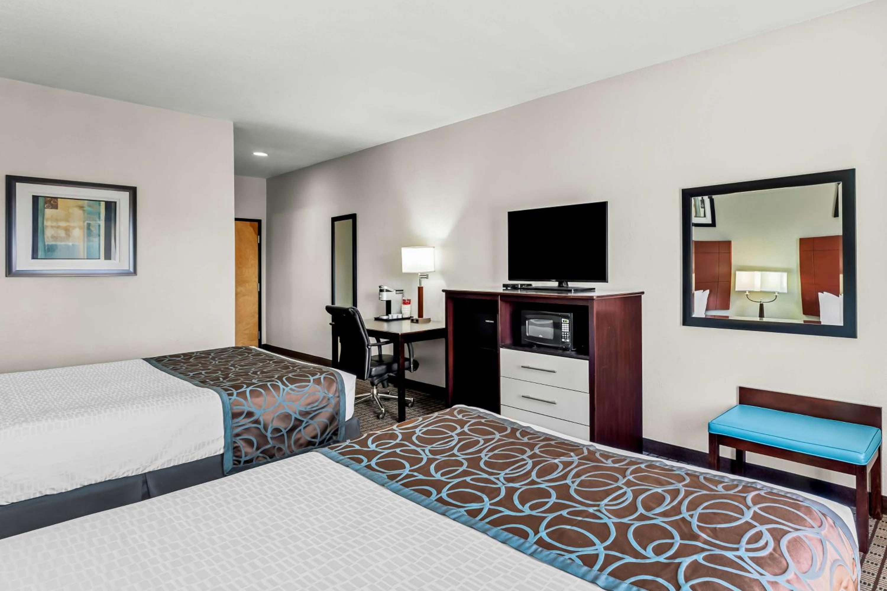Best Western Plus - Magee Inn & Suites