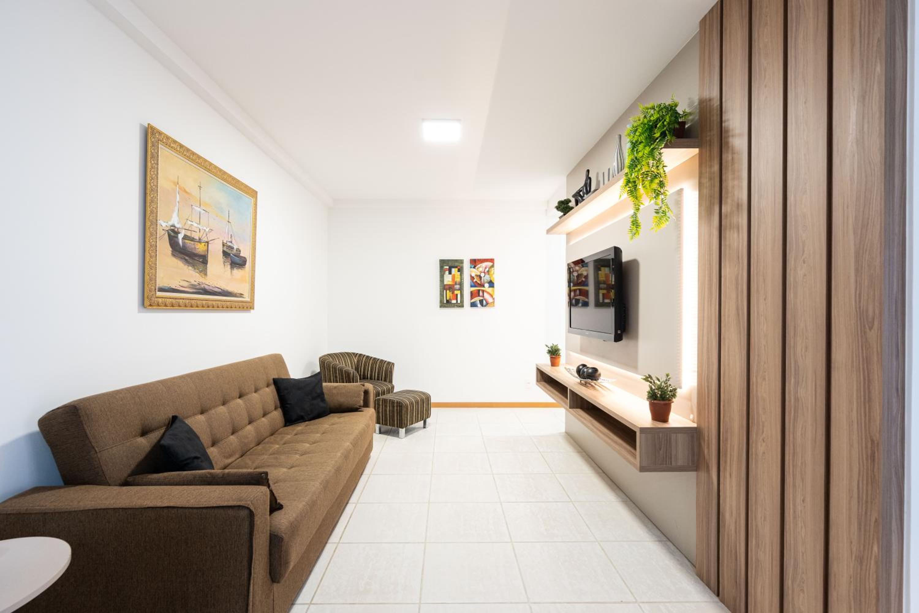 Apto Bal Picarras 150M PRAIA com PISICNA, sacada com CHURRASQUEIRA privativa, AR CONDICIONADO Wi Fi, PORTARIA 24h, PLAYGROUND INFANTIL, QUADRA DE ESPORTES 