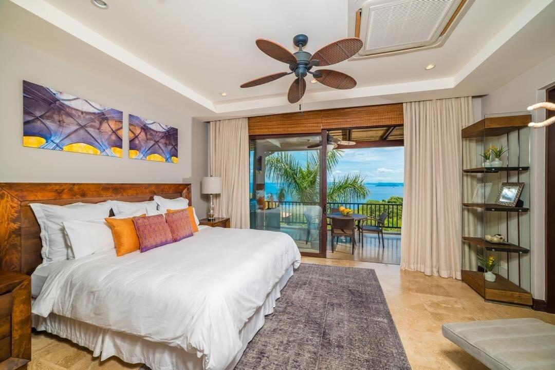Captivating Ocean Views Condo with Pool