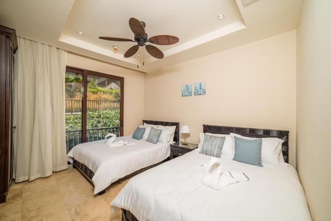Bright Retreat , Pool, Concierge & Beach Access