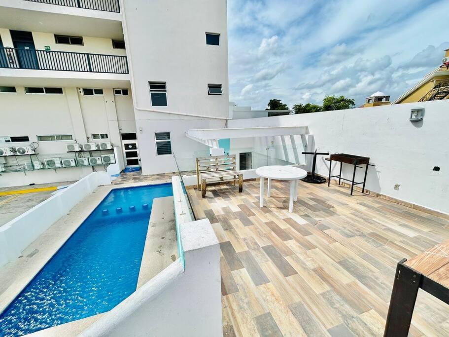 Departamento cerca de la Marina y zona dorada