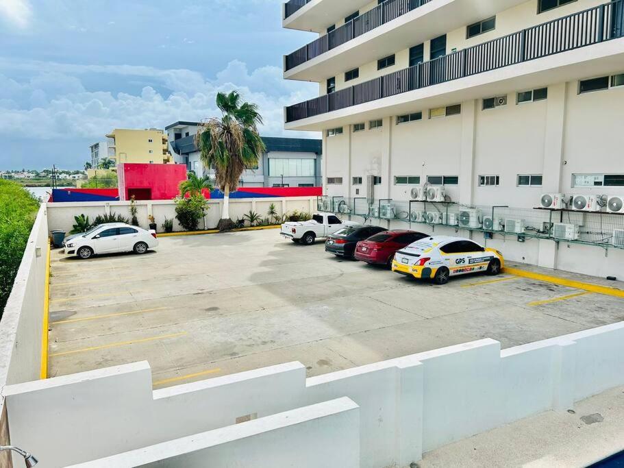 Departamento cerca de la Marina y zona dorada