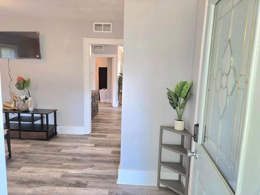 Minneapolis / St Paul Vacations - Yomi Sage Abode - Property Image 22
