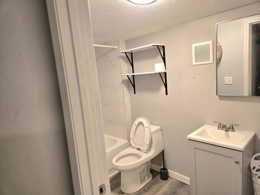 Minneapolis / St Paul Vacations - Yomi Sage Abode - Property Image 27