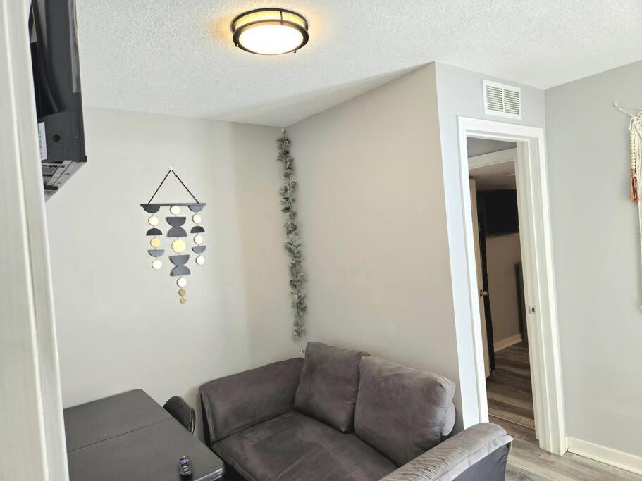 Minneapolis / St Paul Vacations - Yomi Sage Abode - Property Image 29