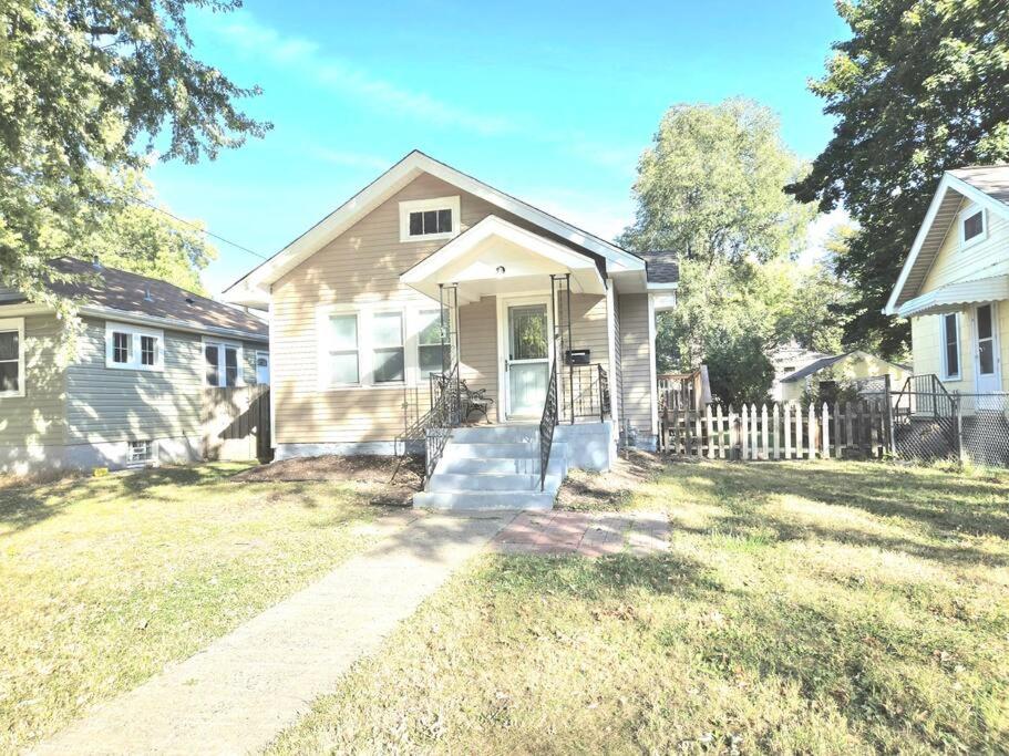 Minneapolis / St Paul Vacations - Yomi Sage Abode - Property Image 3
