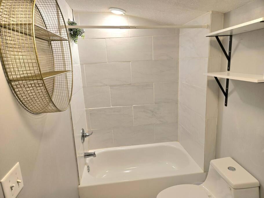 Minneapolis / St Paul Vacations - Yomi Sage Abode - Property Image 9