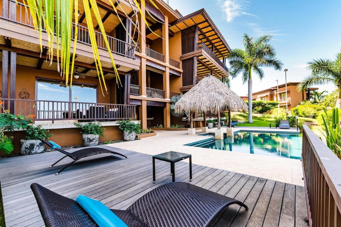 Rooftop Pool & Ocean Views, Sunset BBQ