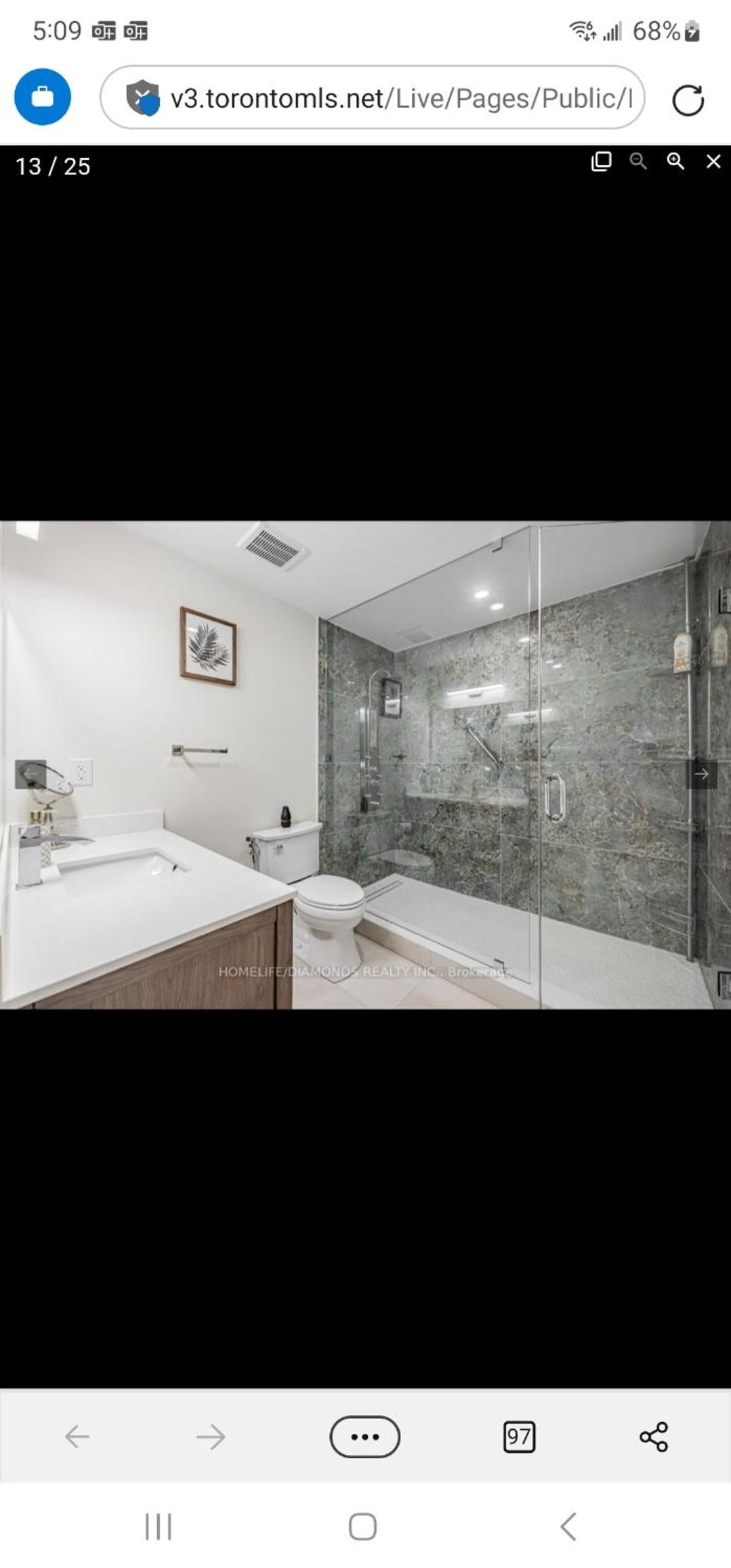 Rare 3 Bedroom Luxury Close to Lake