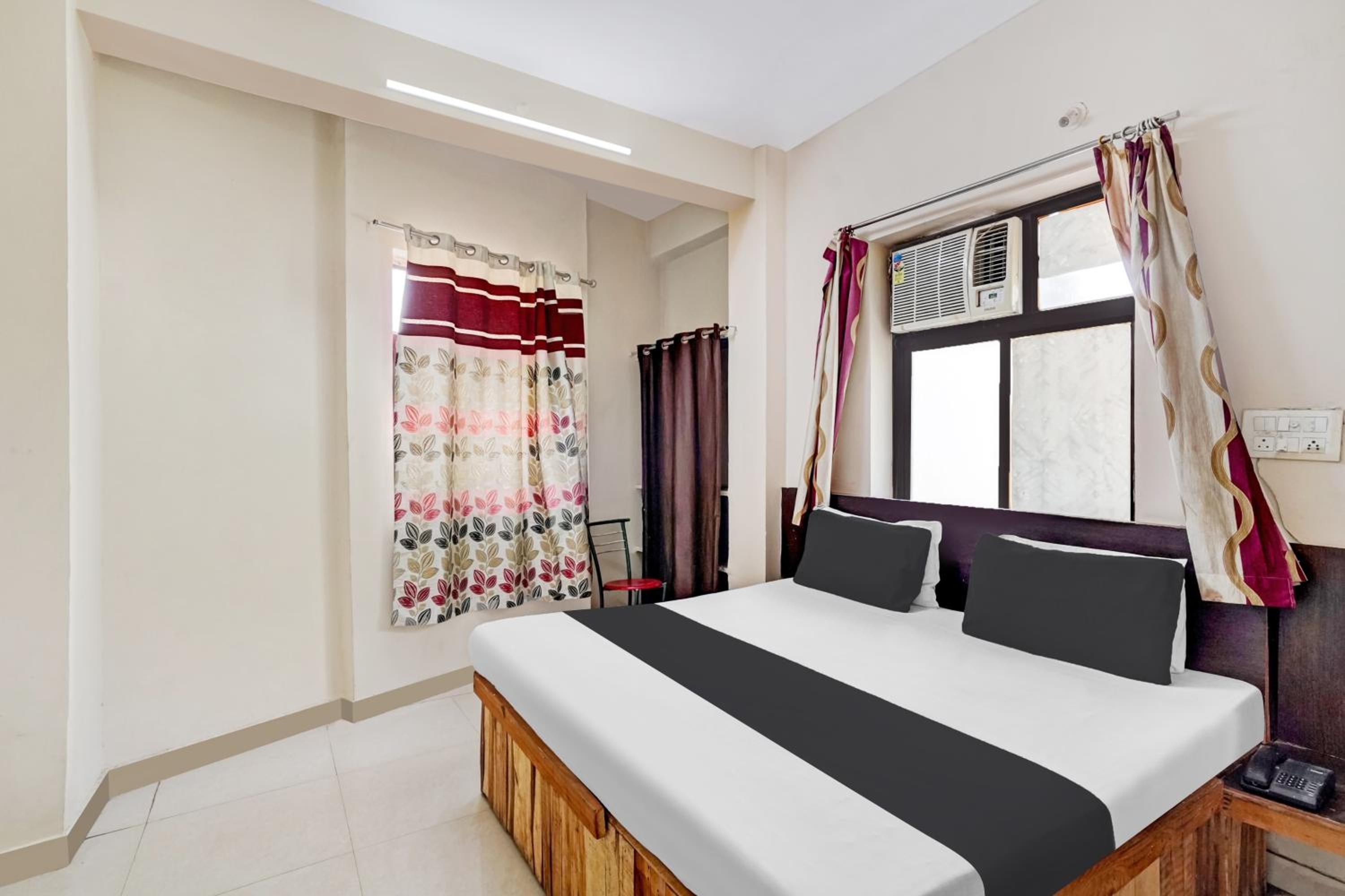 Hotel O B Shiv Ji view 2