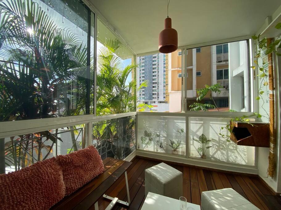 Comfort and Design in a Cosmopolitan Neighborhood view 5