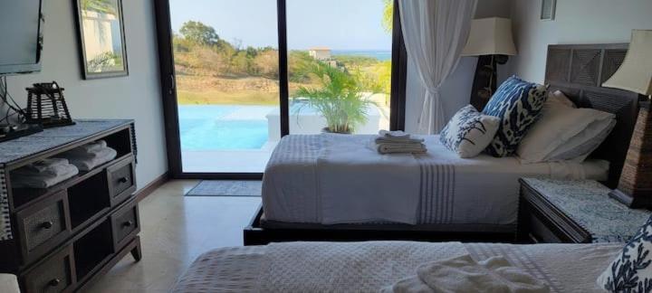Amazing Views At Pristine Bay view 3