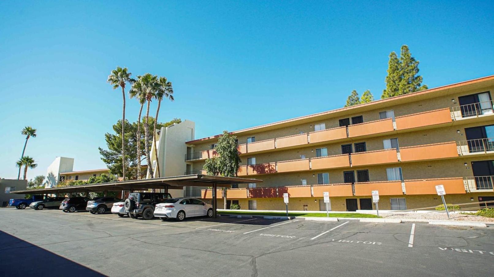 Heated Pool & Hot Tub-walk To Old Town Condo! view 5