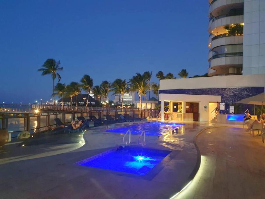 Beira Mar-Iate Plaza