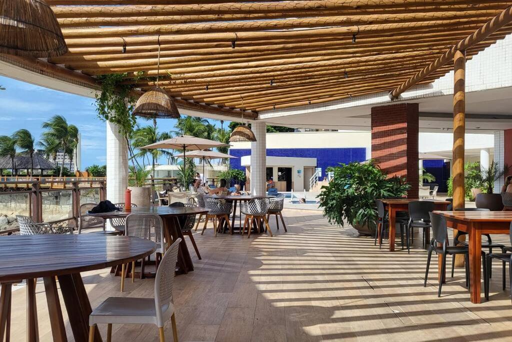 Beira Mar-Iate Plaza