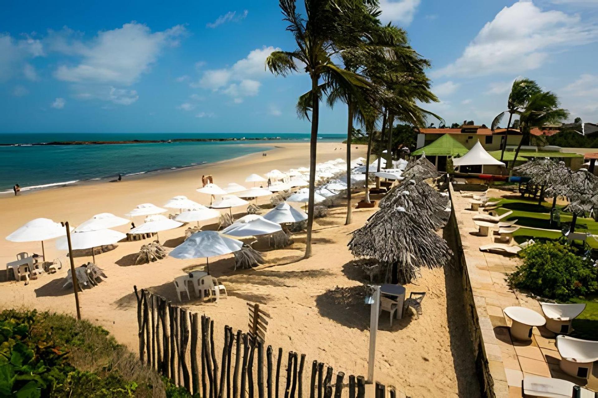 Sua Cobertura Tabatinga Beach Resort