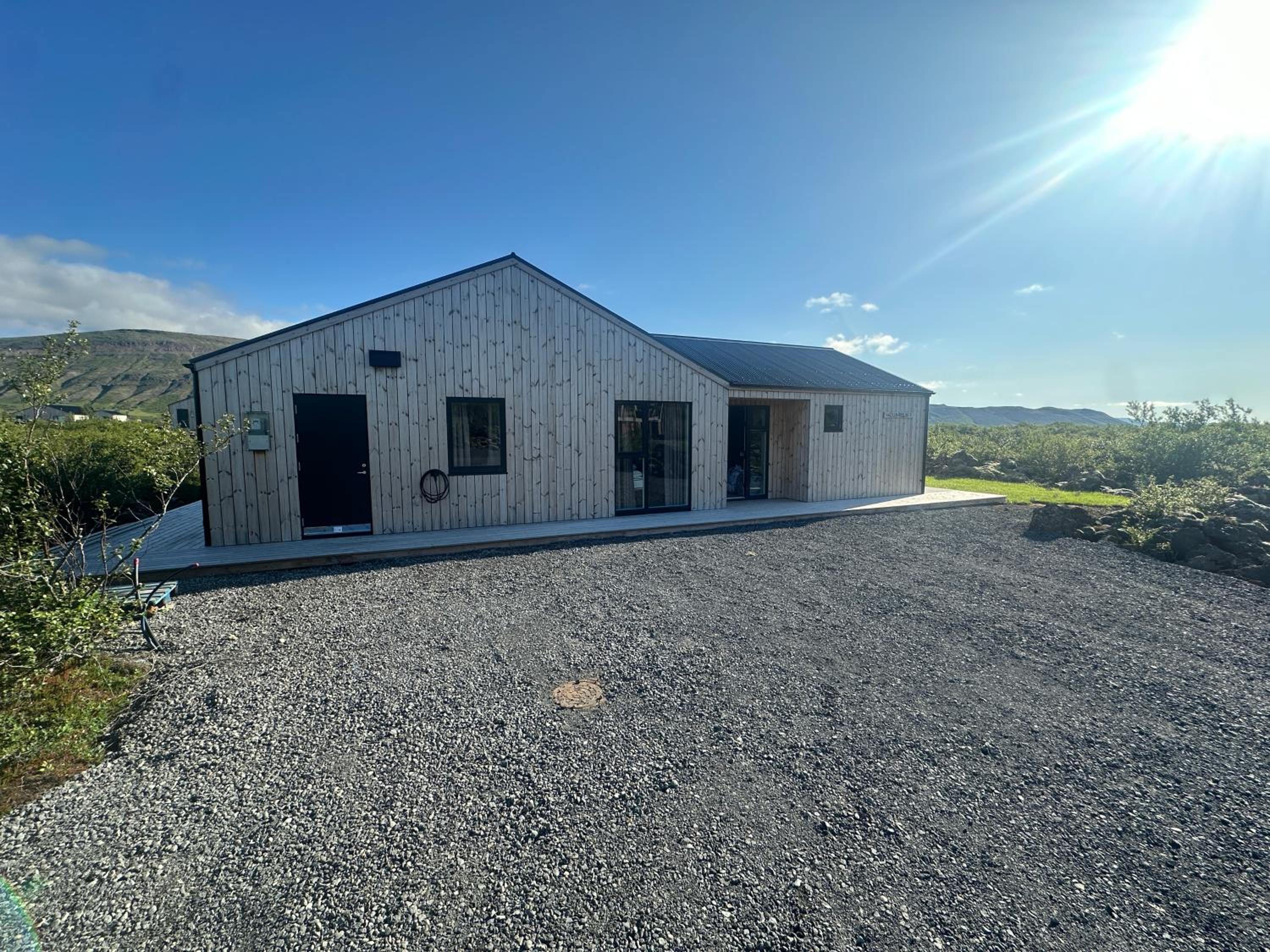 Modern and family friendly Chalet with Ouside Spa - Birta Rentals view 2